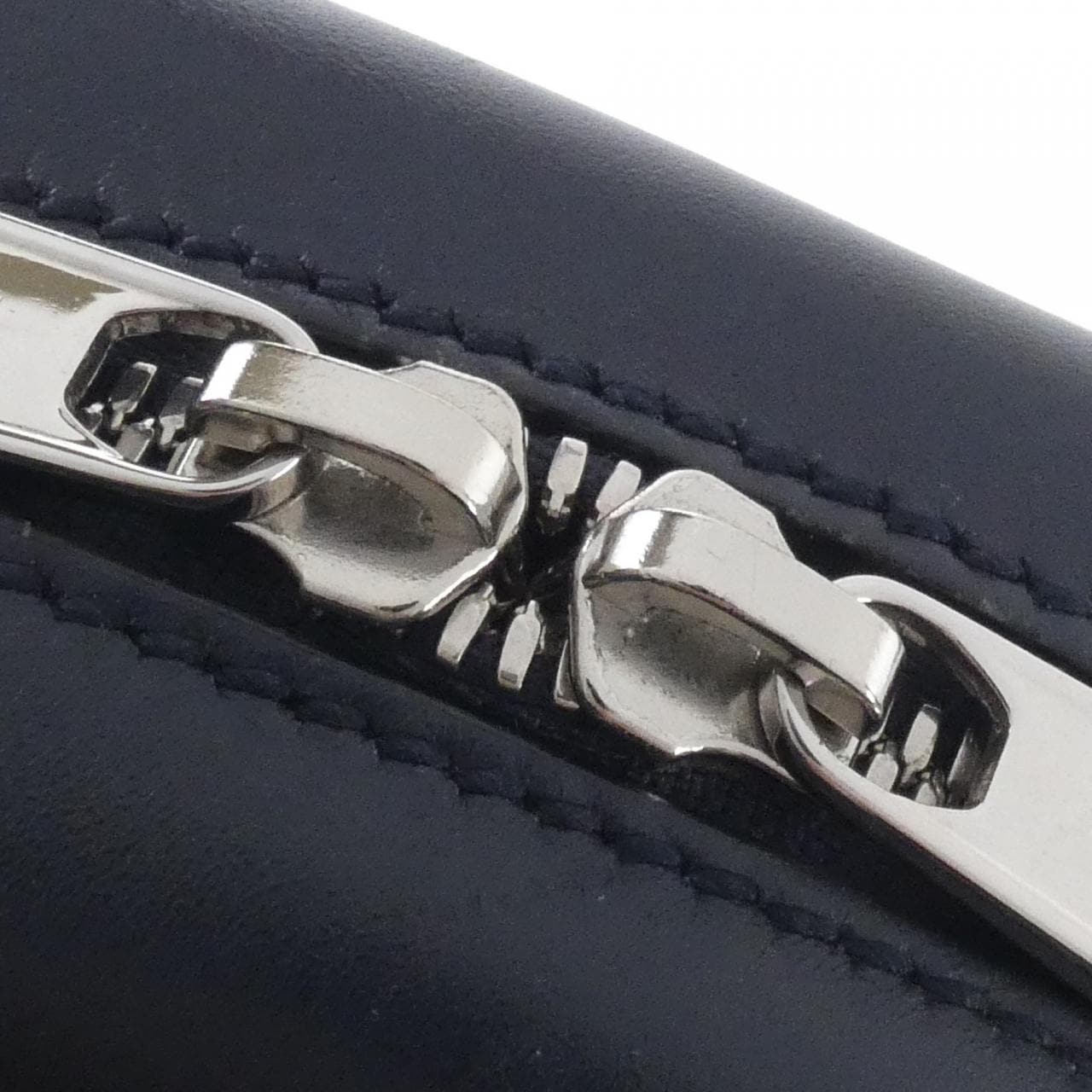 グッチ 450970 CWCQJ ショルダーバッグ