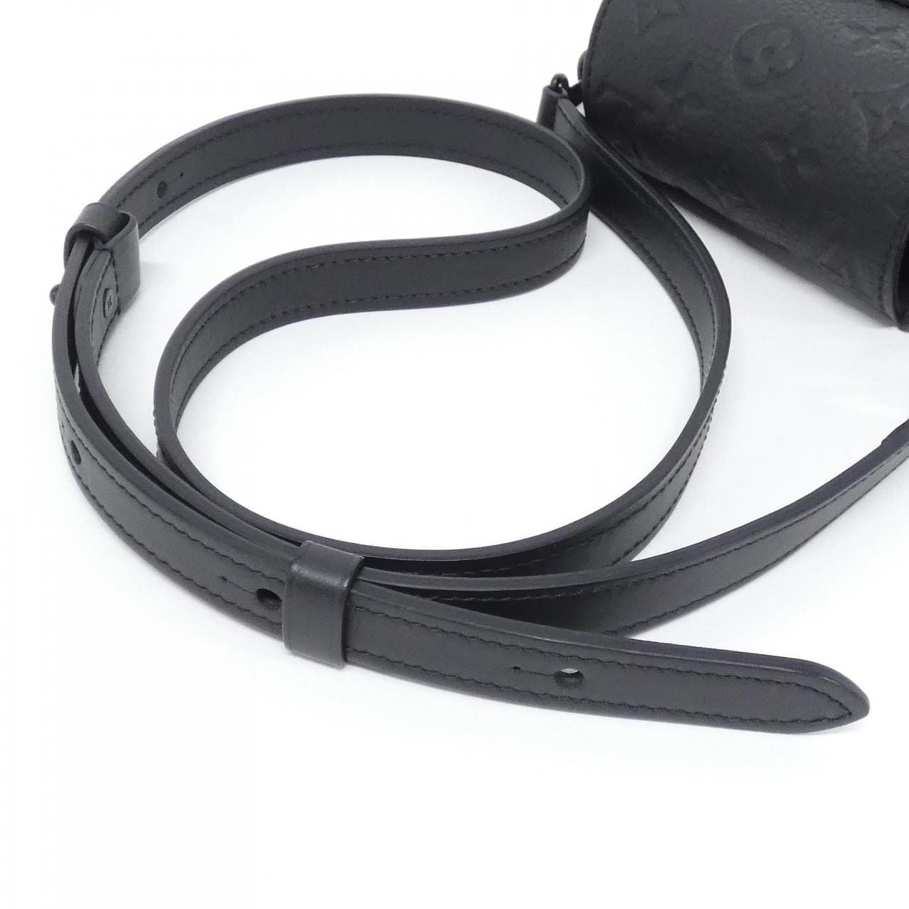 ルイヴィトン トリヨン モノグラム Sロック ヴェルティカル ウエアラブル ウォレット M81524 ショルダーバッグ