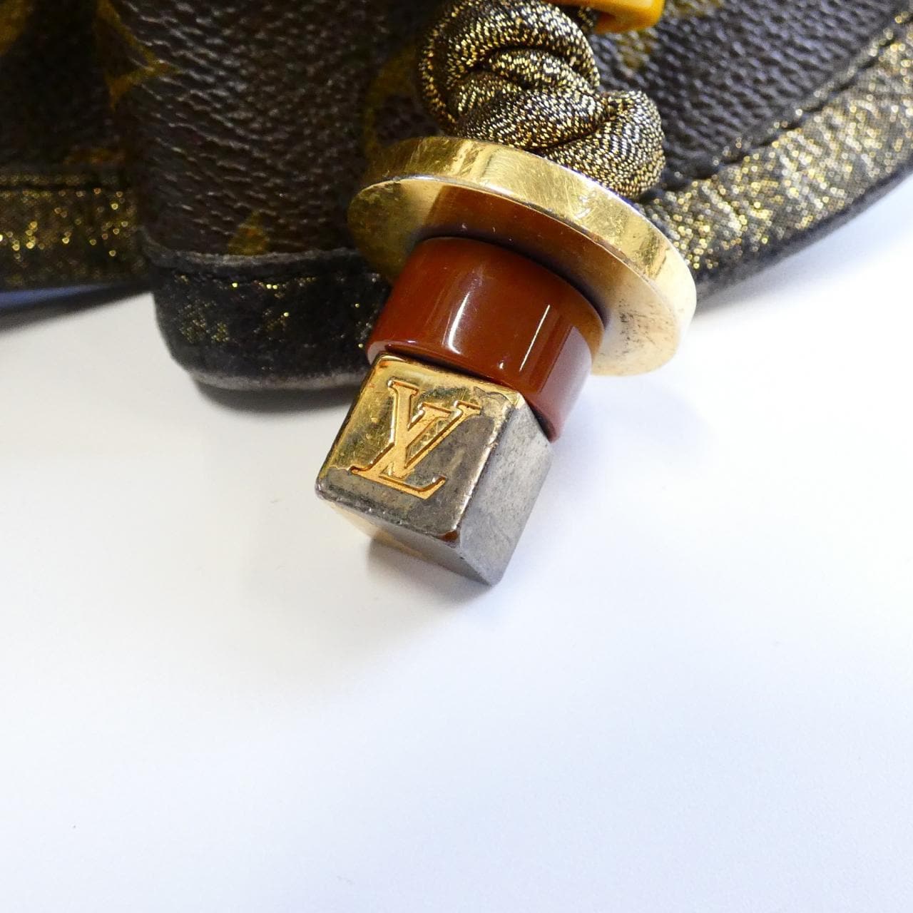 ルイヴィトン モノグラム カラハリ GM M97015 ショルダーバッグ