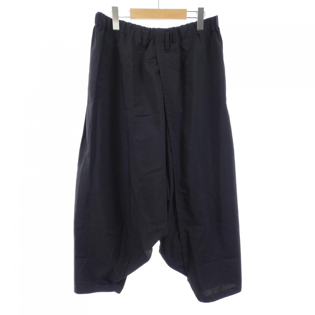 132 5.イッセイミヤケ 132 5.ISSEY MIYAKE ME21FF148 パンツ