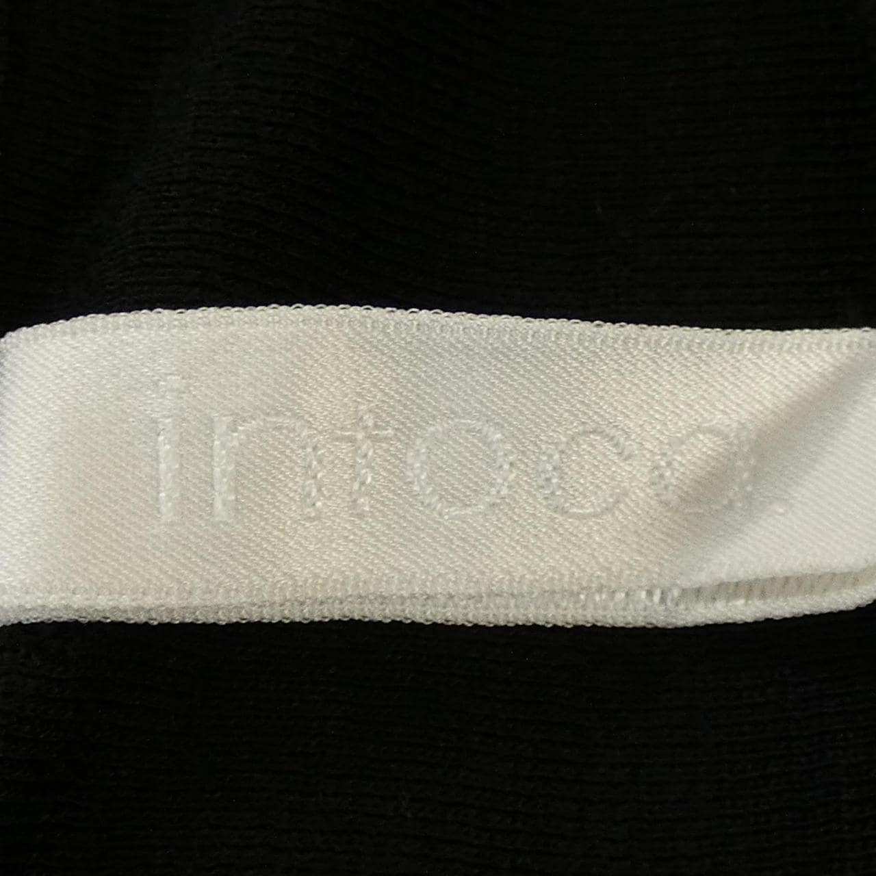 INTOCA トップス