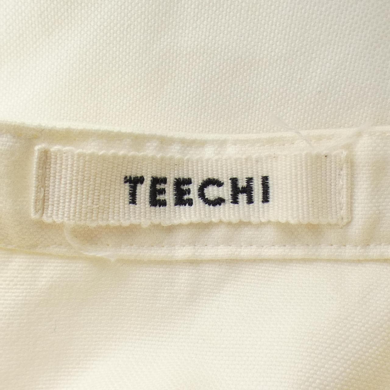 TEECHI ベスト