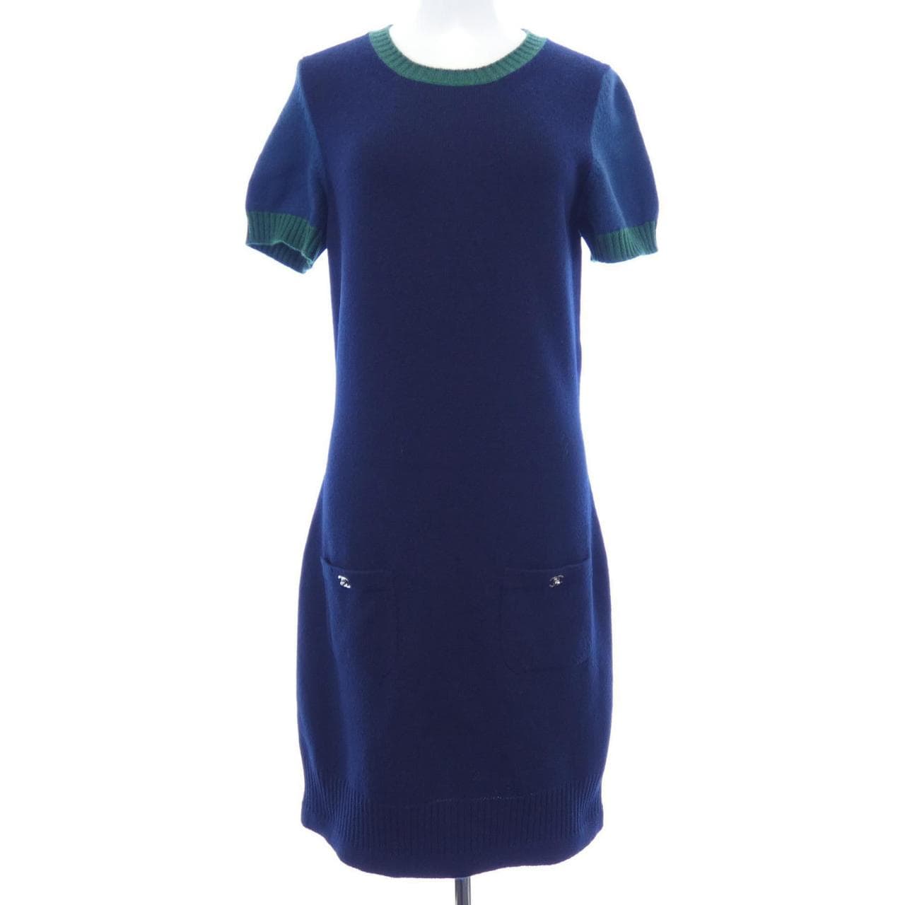 シャネル CHANEL ターンロック P42136K03185 ワンピース