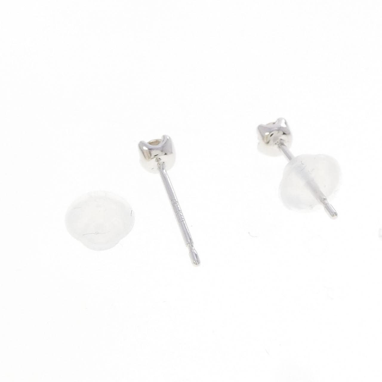 4゜C ダイヤモンド ピアス
