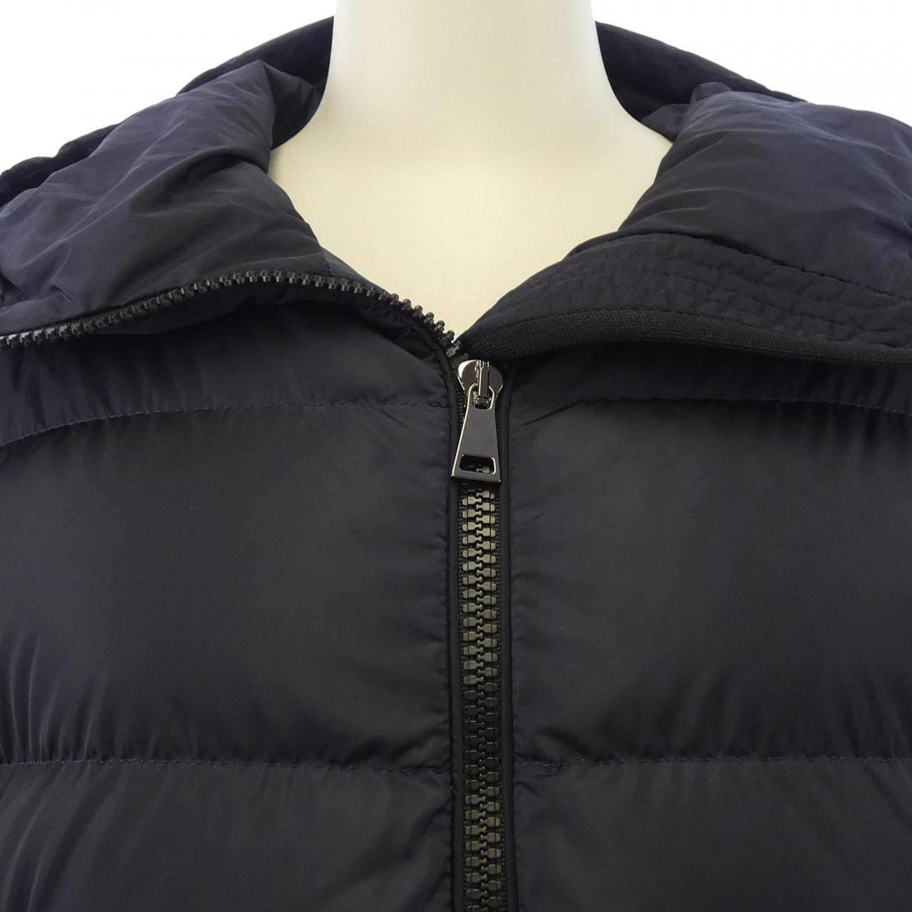 モンクレール MONCLER DERA ダウンジャケット