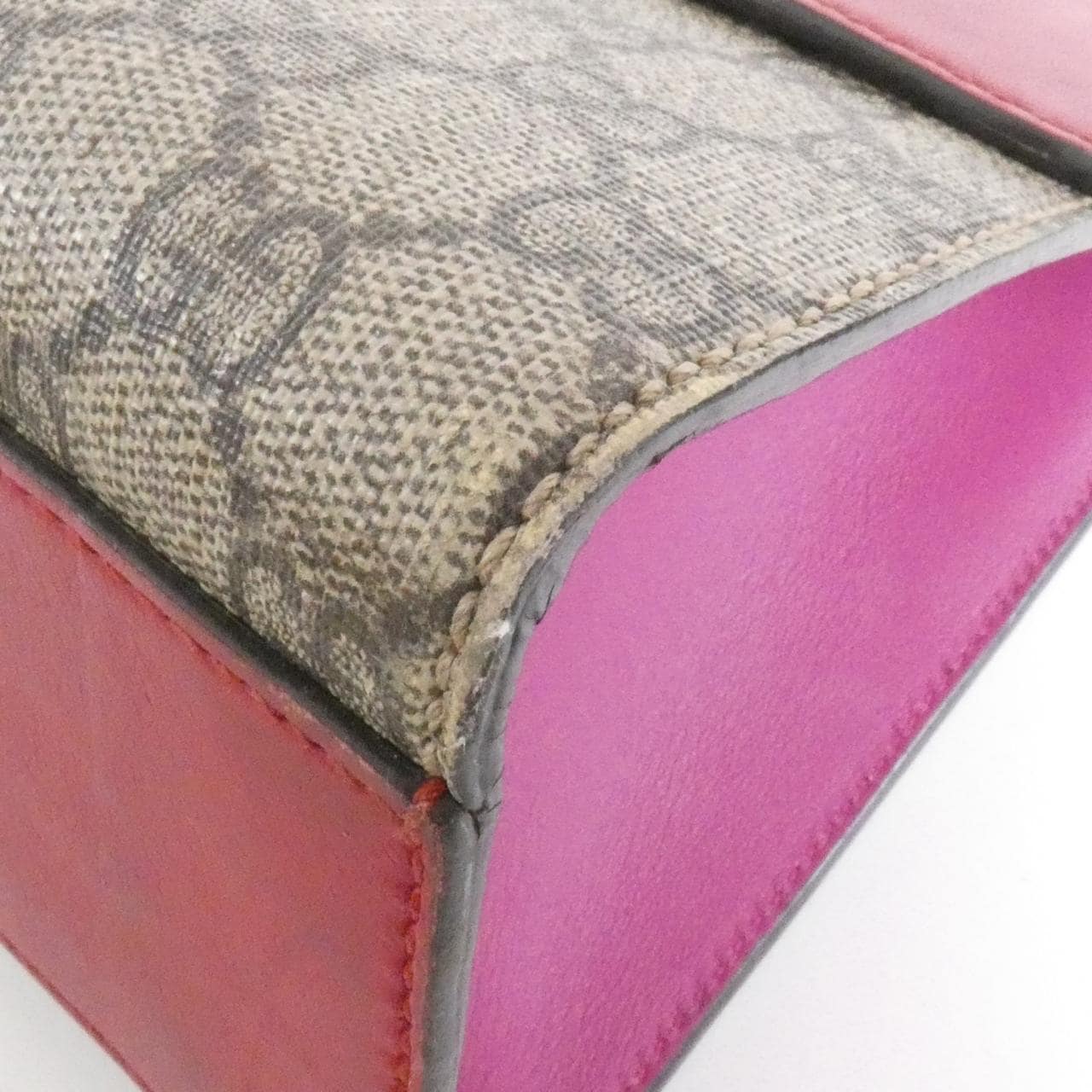 グッチ 409486 KLQIG ショルダーバッグ