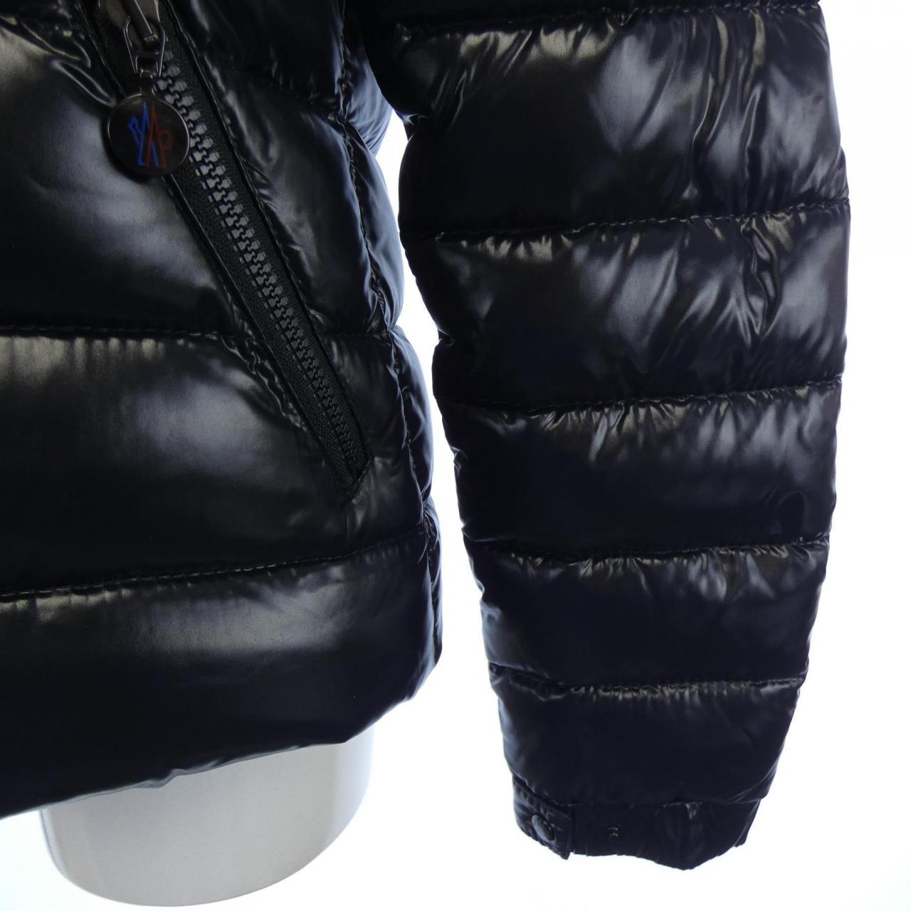 モンクレール MONCLER ダウンジャケット
