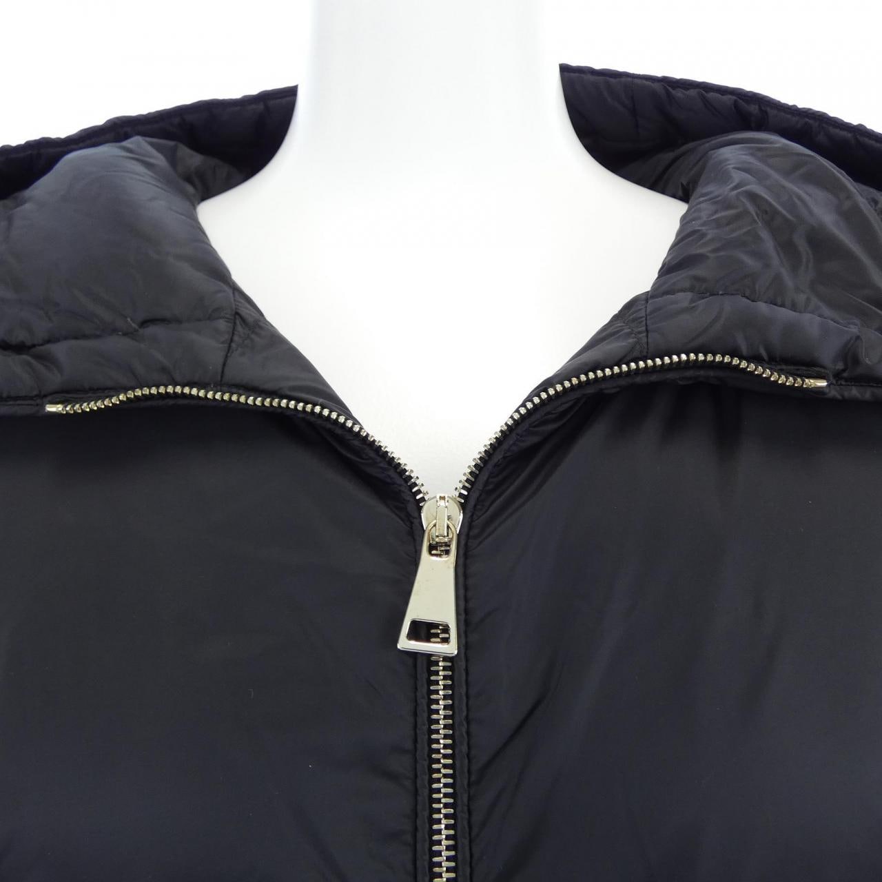 モンクレール MONCLER FENASSE ダウンベスト