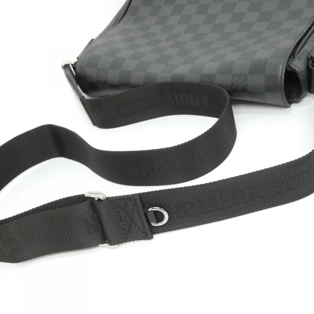 ルイヴィトン ダミエ グラフィット ディストリクト PM N42710 ショルダーバッグ