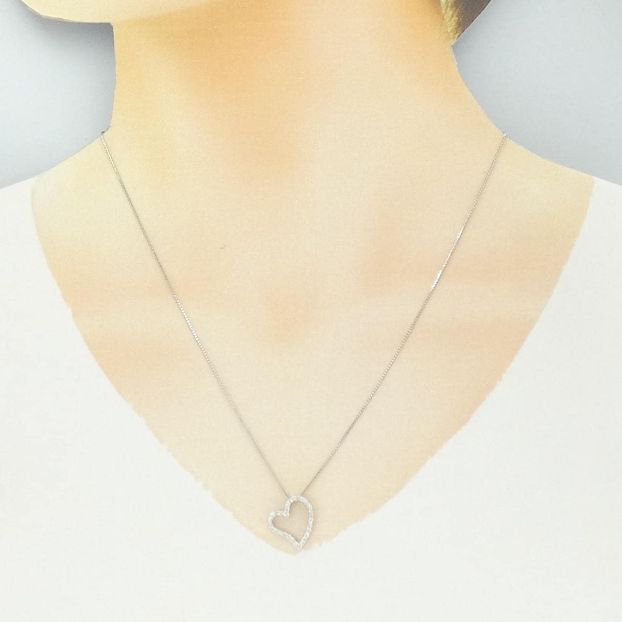K18WG heart Diamond necklace 0.30CT
