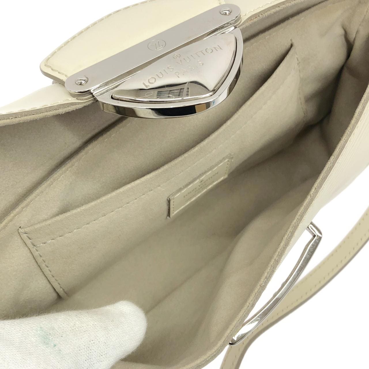 ルイヴィトン エピ ポシェット モンテーニュ M5929J ショルダーバッグ