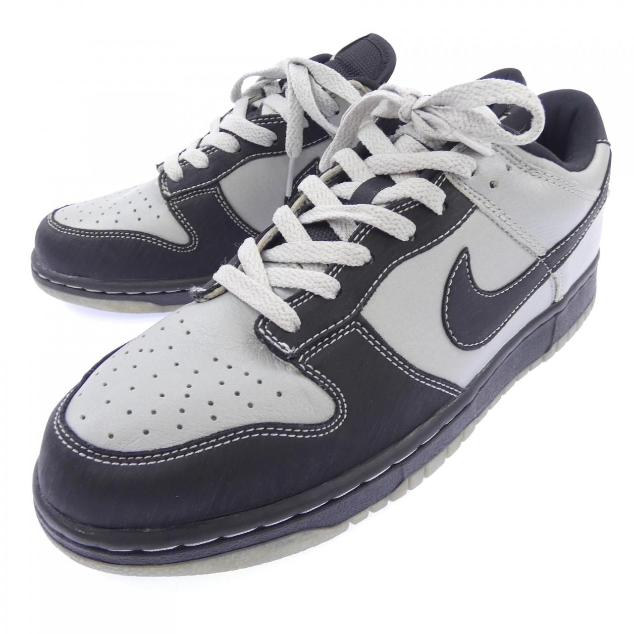 ナイキ NIKE 304714-007 スニーカー