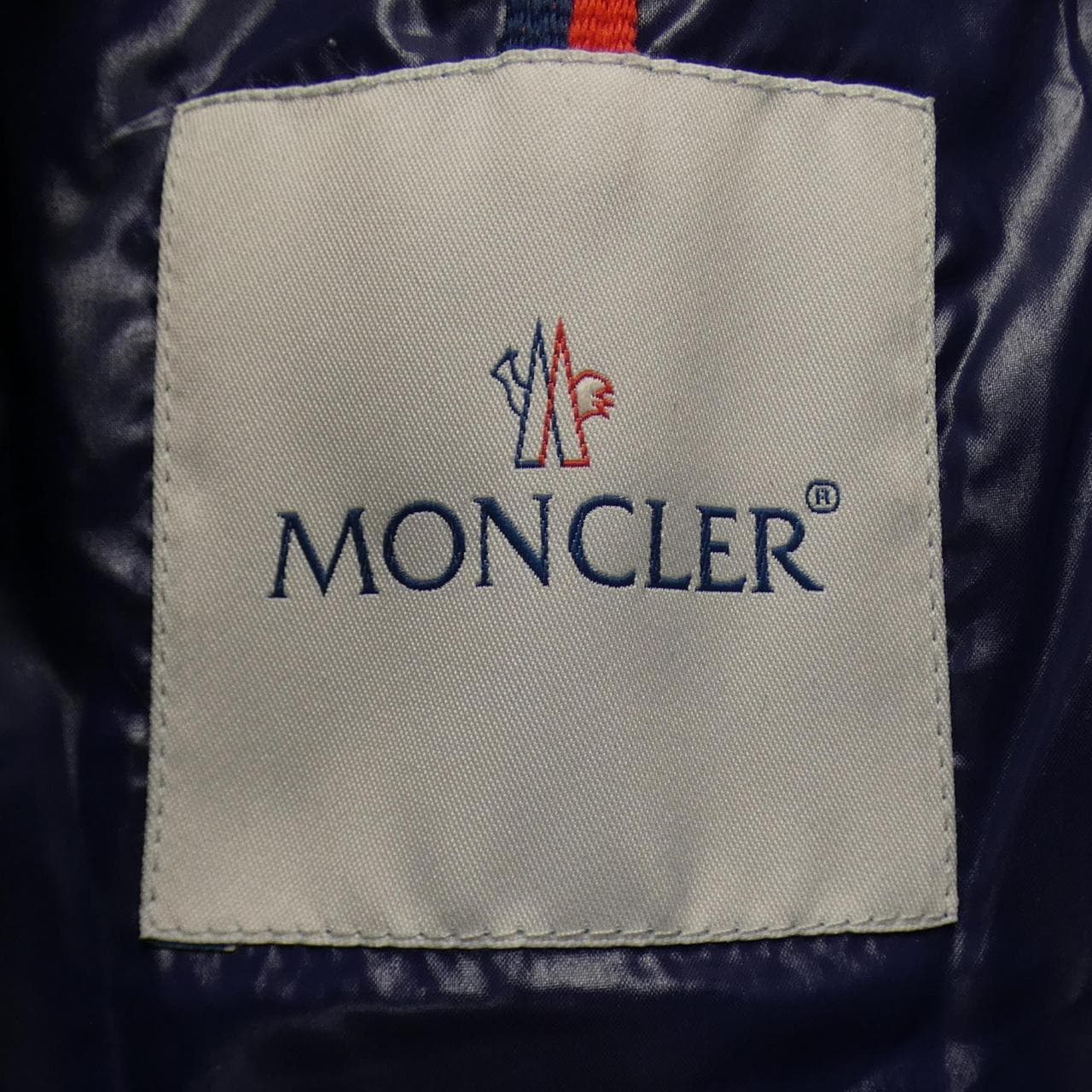 モンクレール MONCLER ダウンジャケット