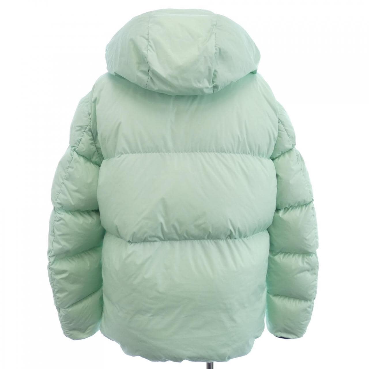 モンクレール MONCLER ダウンジャケット