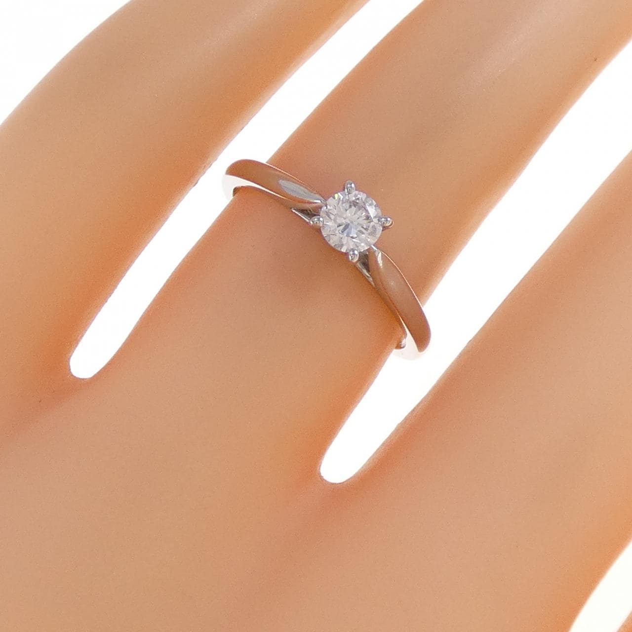 Cartier 1895 单石戒指 0.23 克拉 E VS1