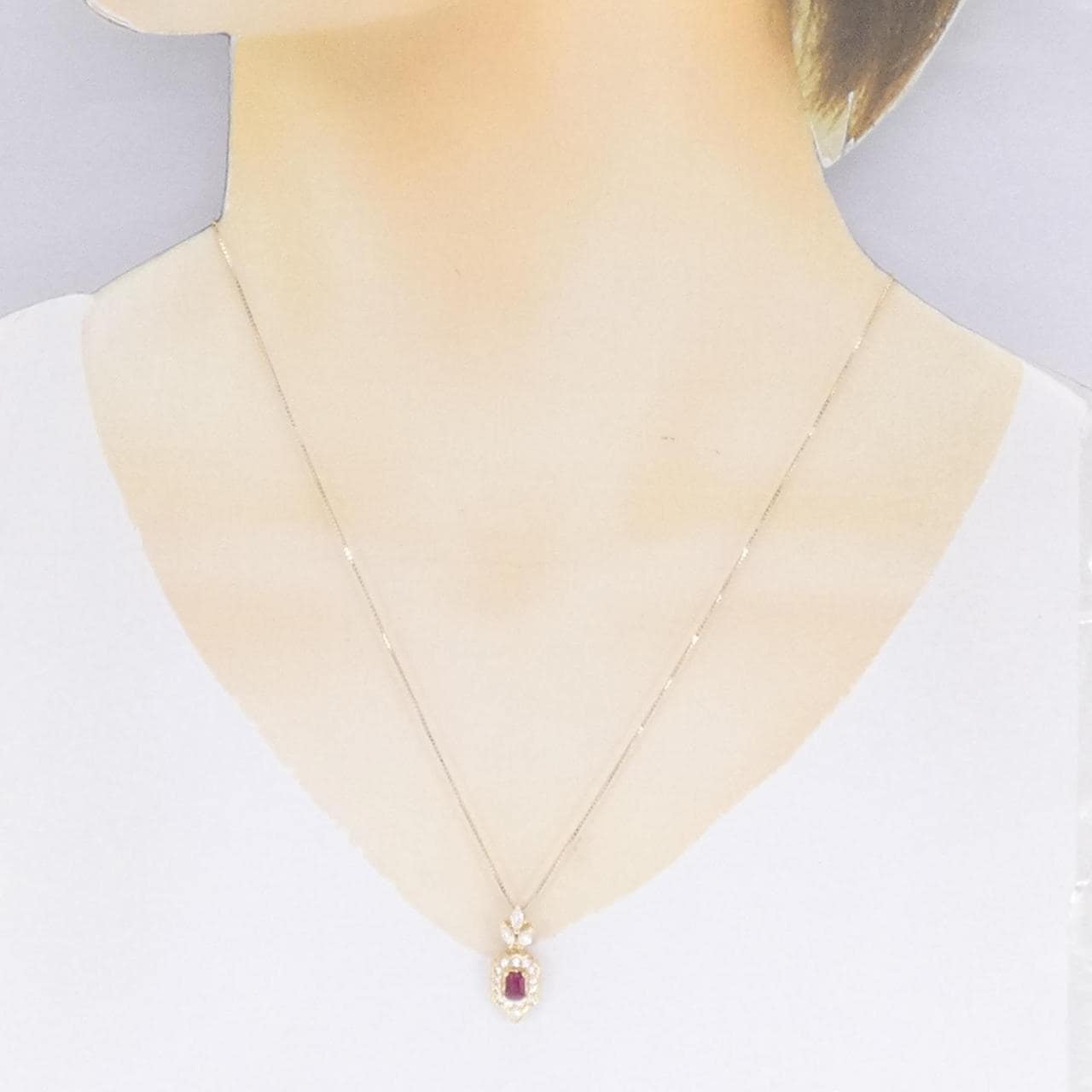 750YG/K18YG ruby necklace