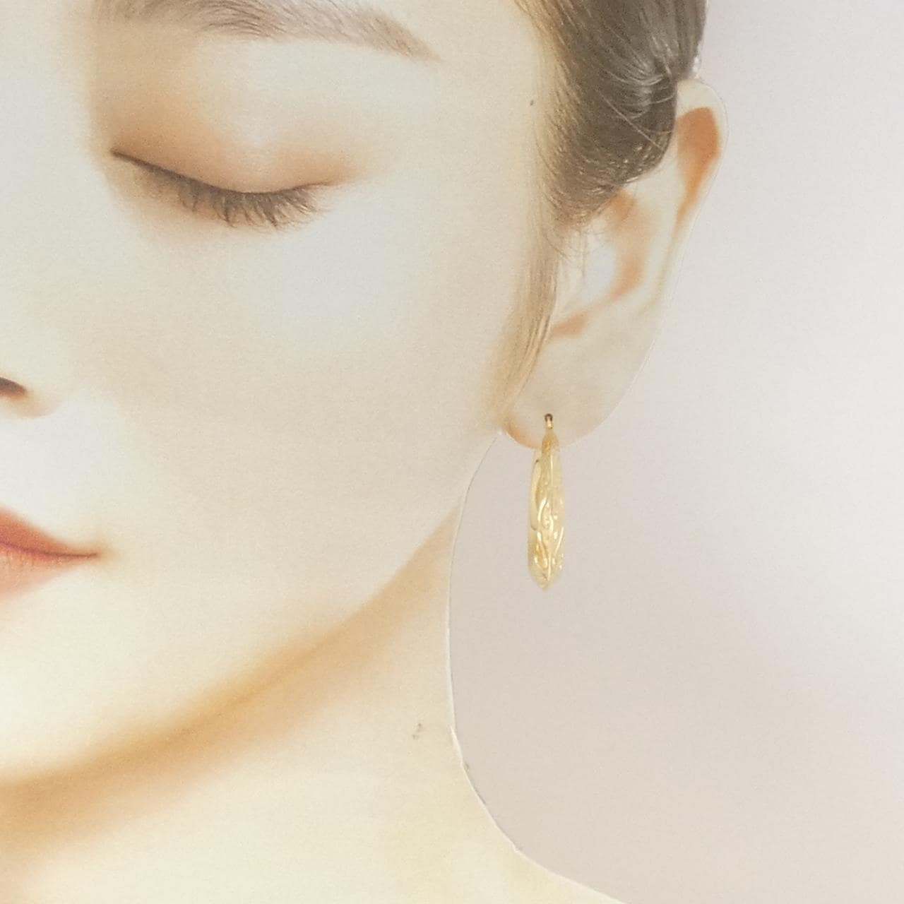 ウノアエレ 750YG ピアス