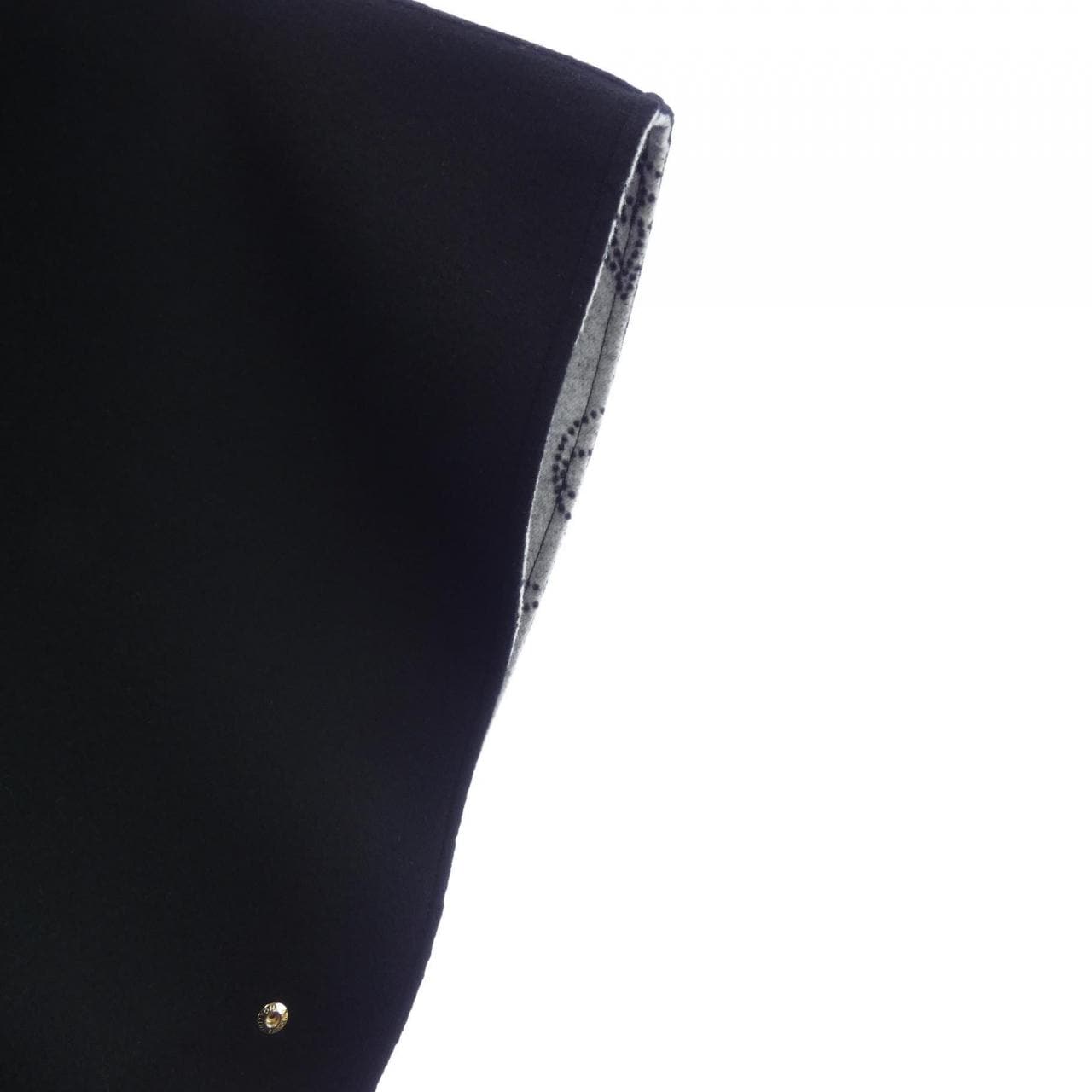 ルイヴィトン LOUIS VUITTON FSCO08PGY ケープ