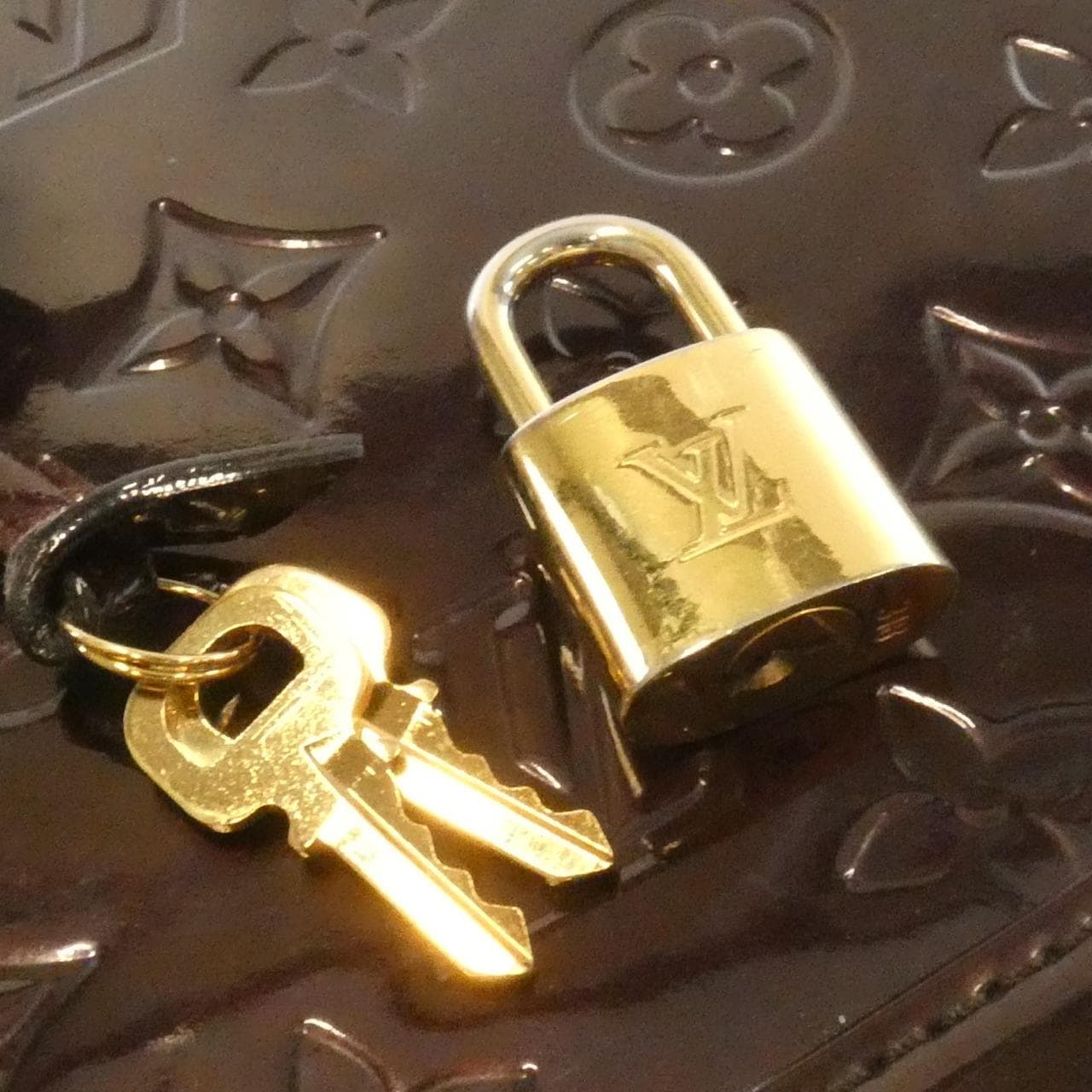 ルイヴィトン ヴェルニ アルマBB M91678 バッグ