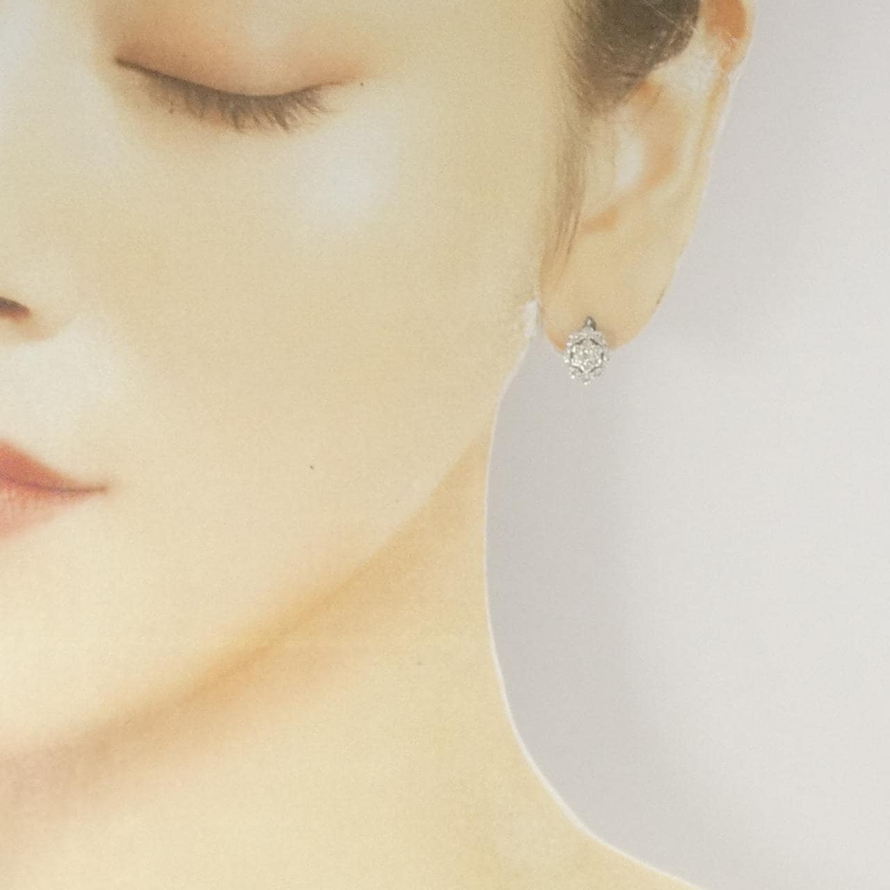 PT900 ダイヤモンド ピアス 0.70CT