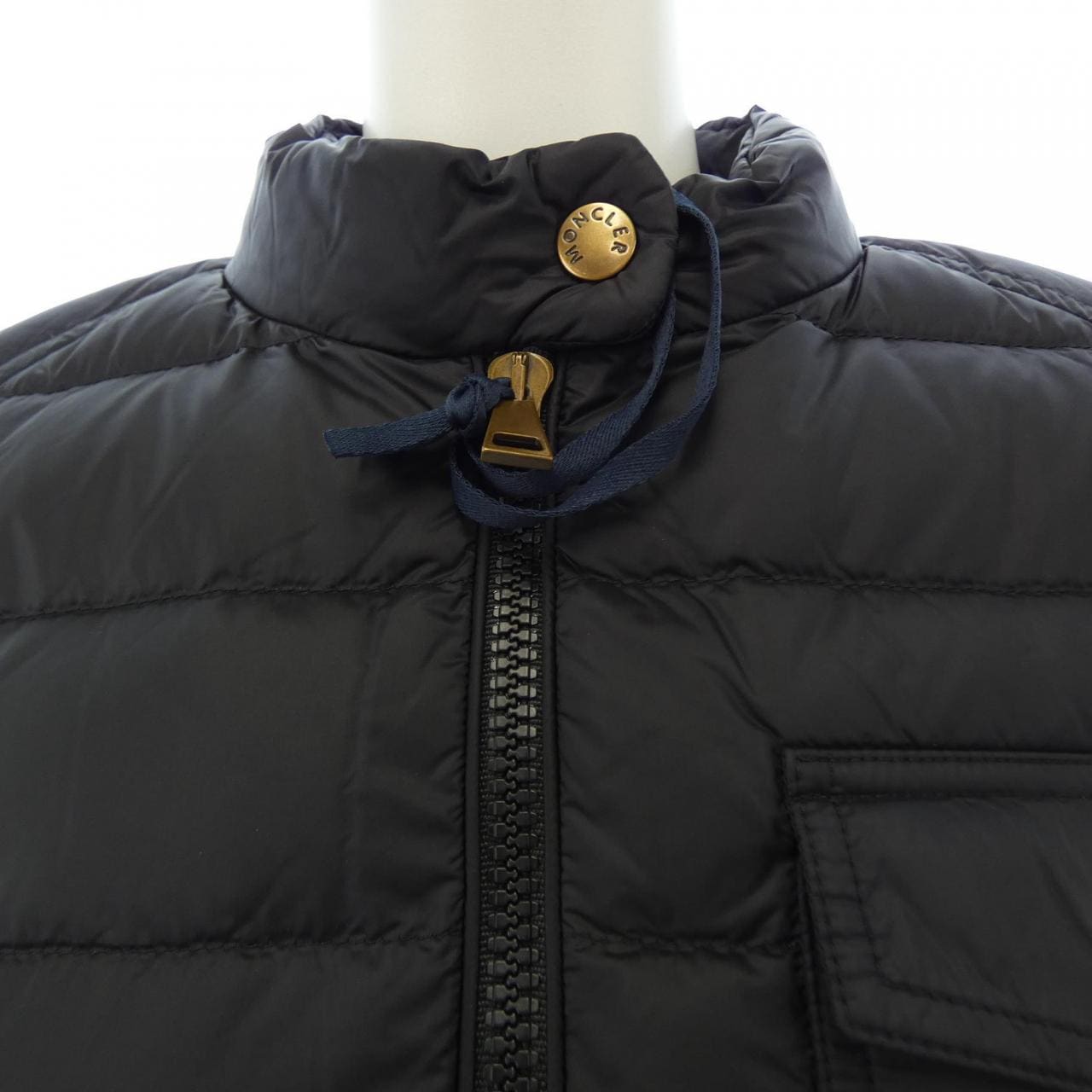 【新品】モンクレール MONCLER 20939B00028 ダウンジャケット