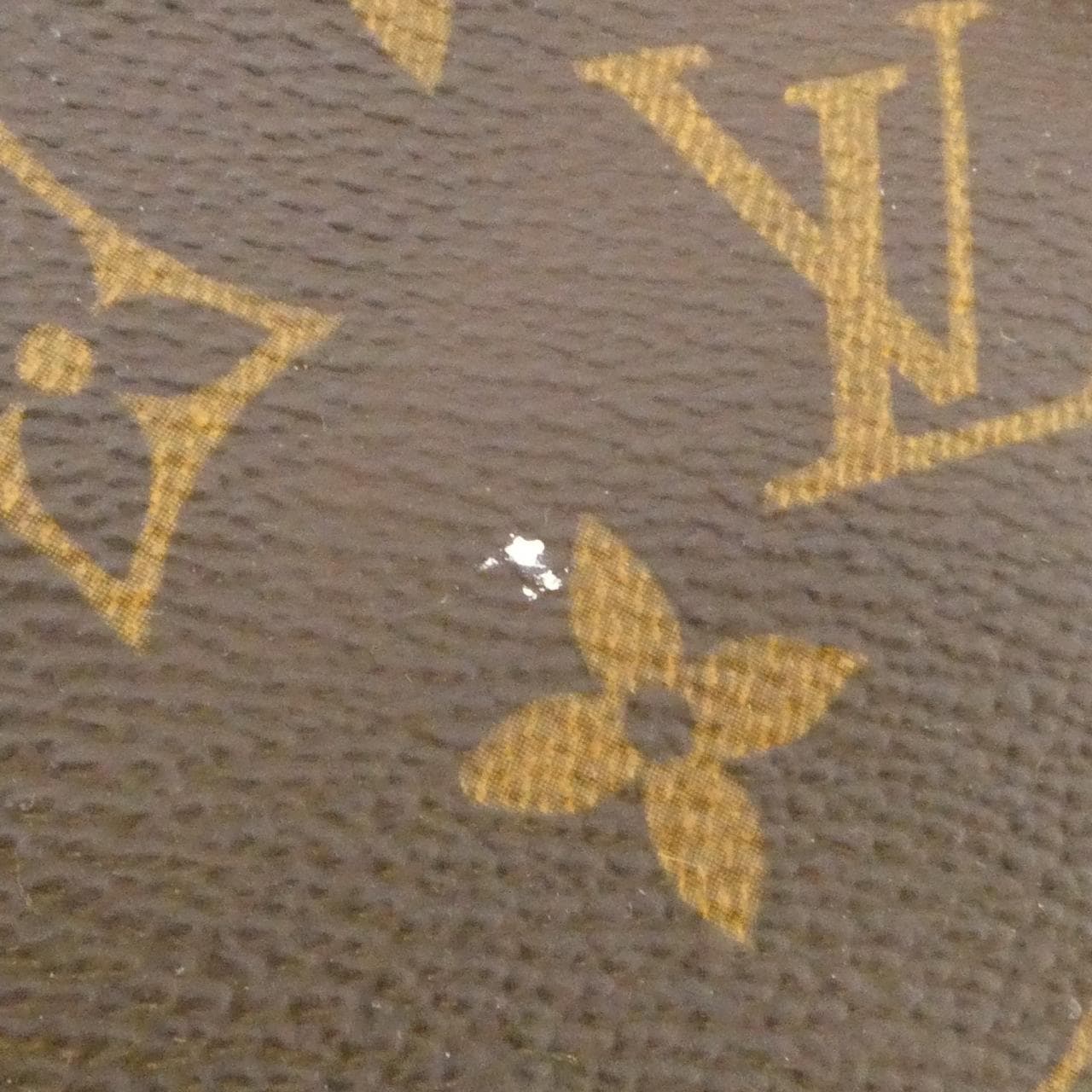 ルイヴィトン モノグラム カバ メゾ M51151 バッグ