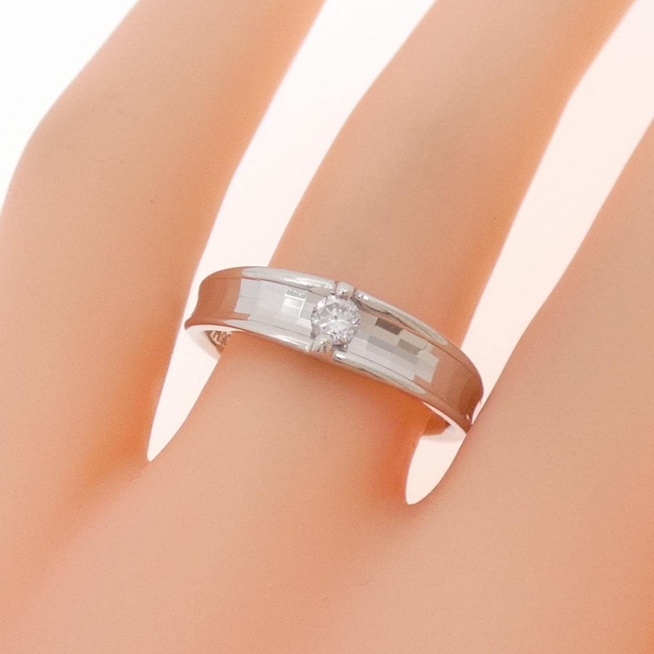 PT900 ダイヤモンド リング 0.15CT