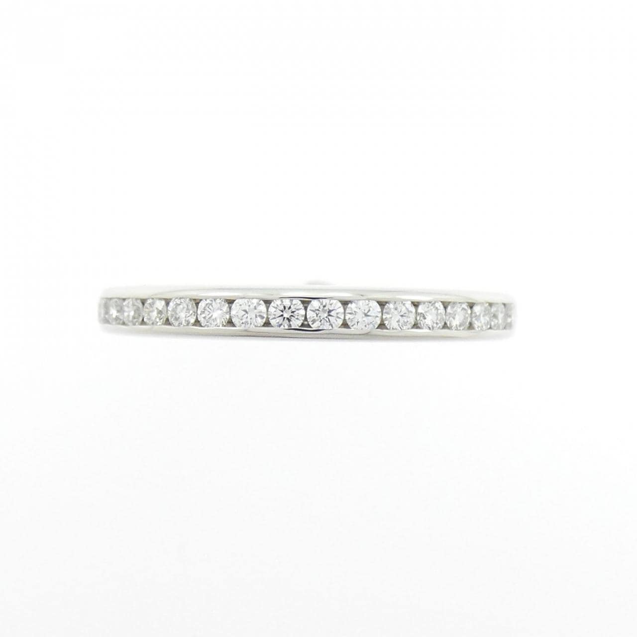 ティファニー ハーフサークル チャネルセッティング リング