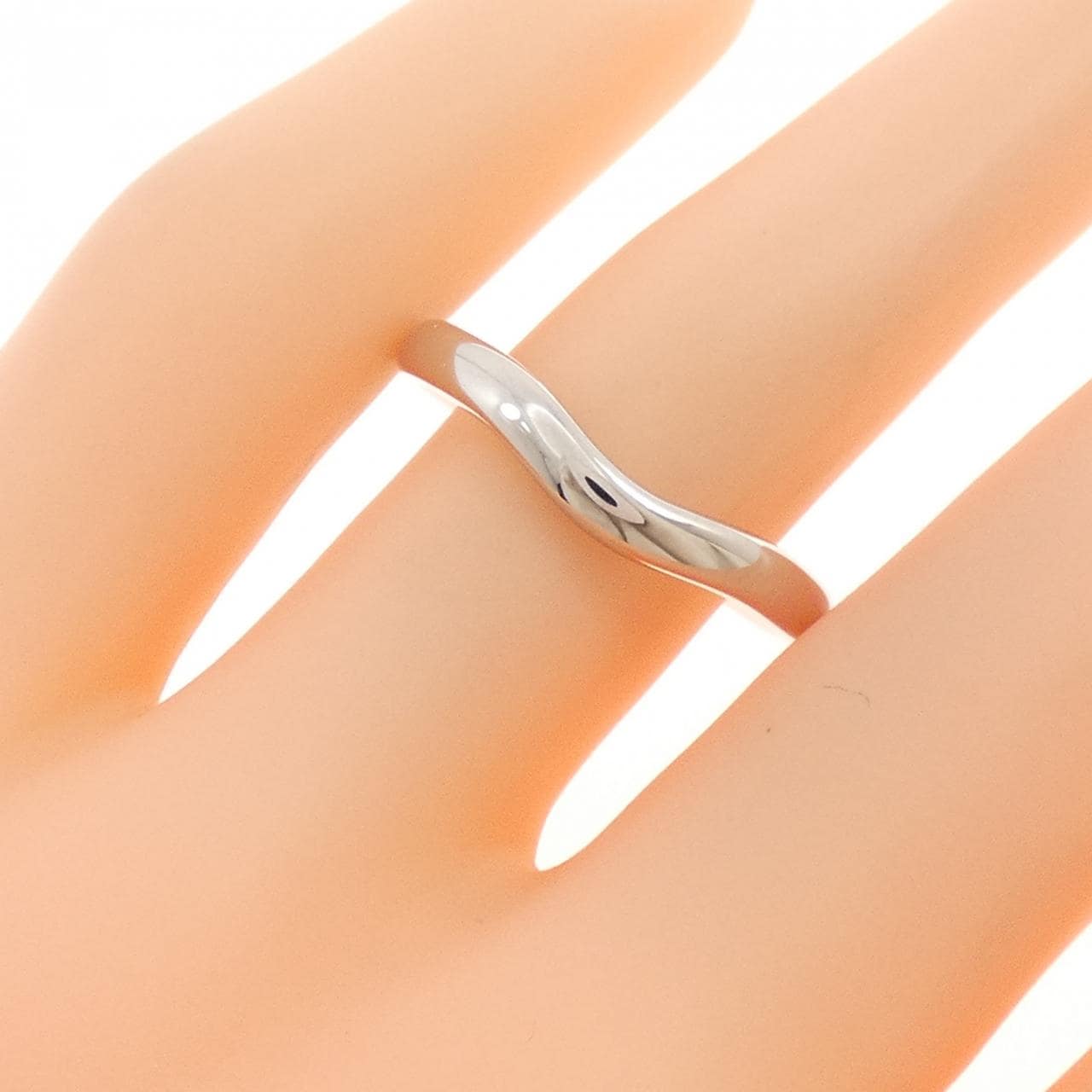 ティファニー カーブド リング