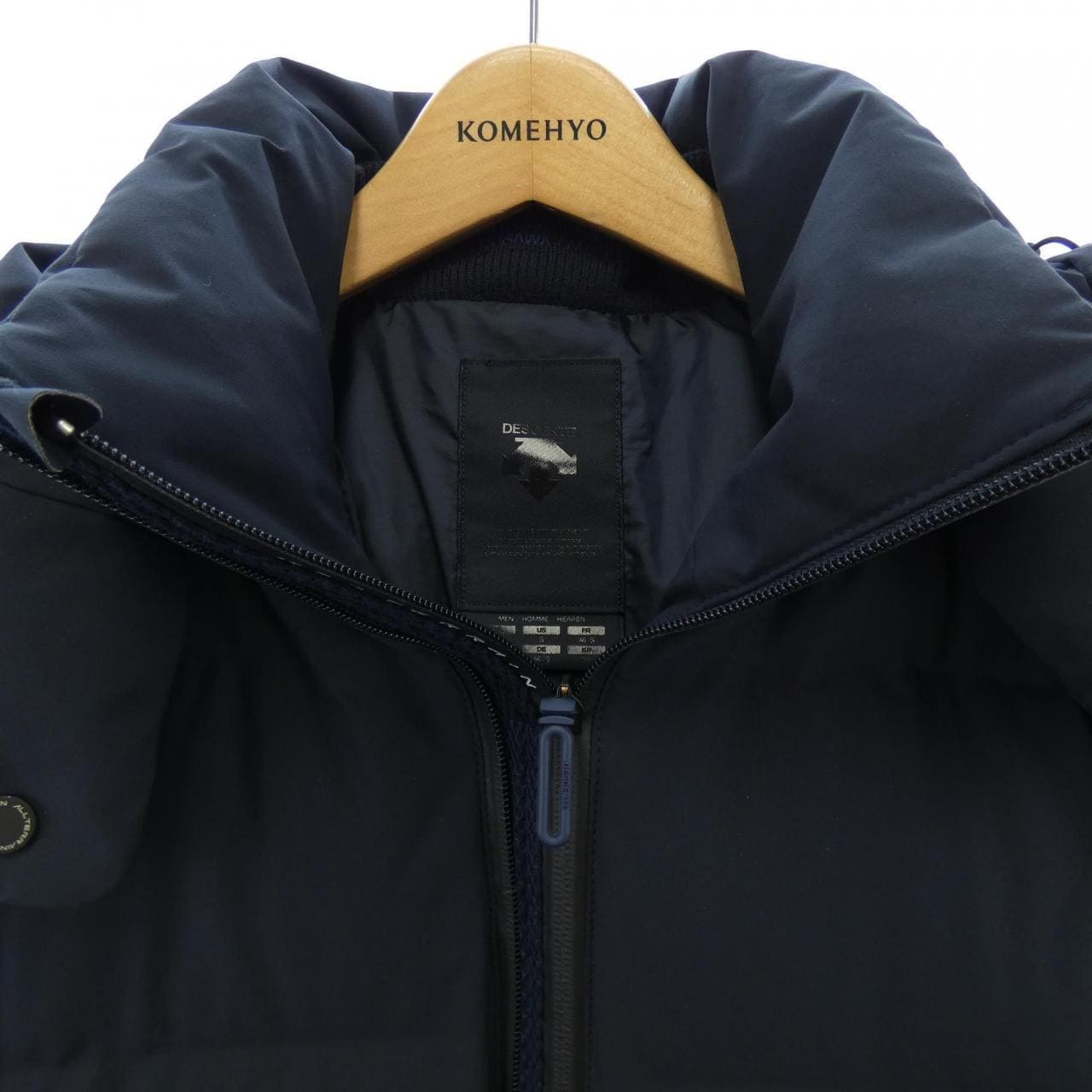 Descente DESCENTE down jacket