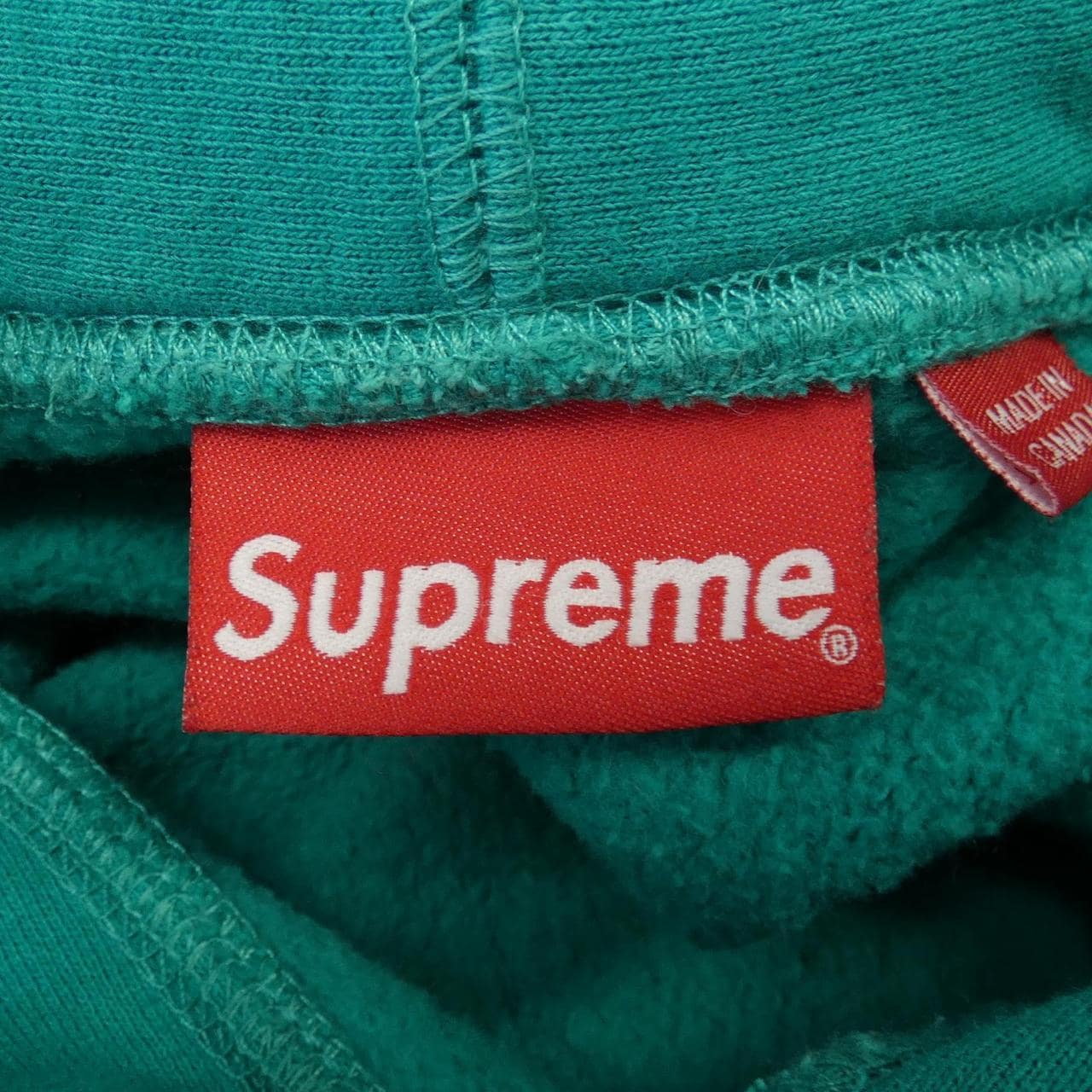 シュプリーム SUPREME パーカー