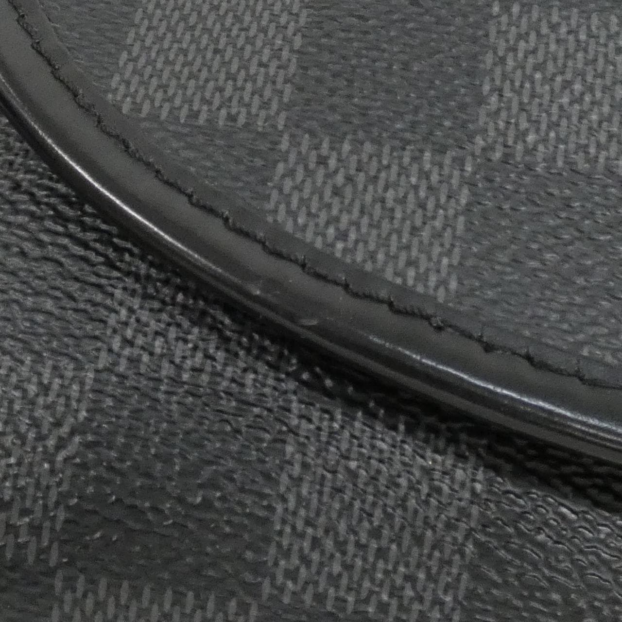 ルイヴィトン ダミエ グラフィット ダニエル MM N58029 ショルダーバッグ