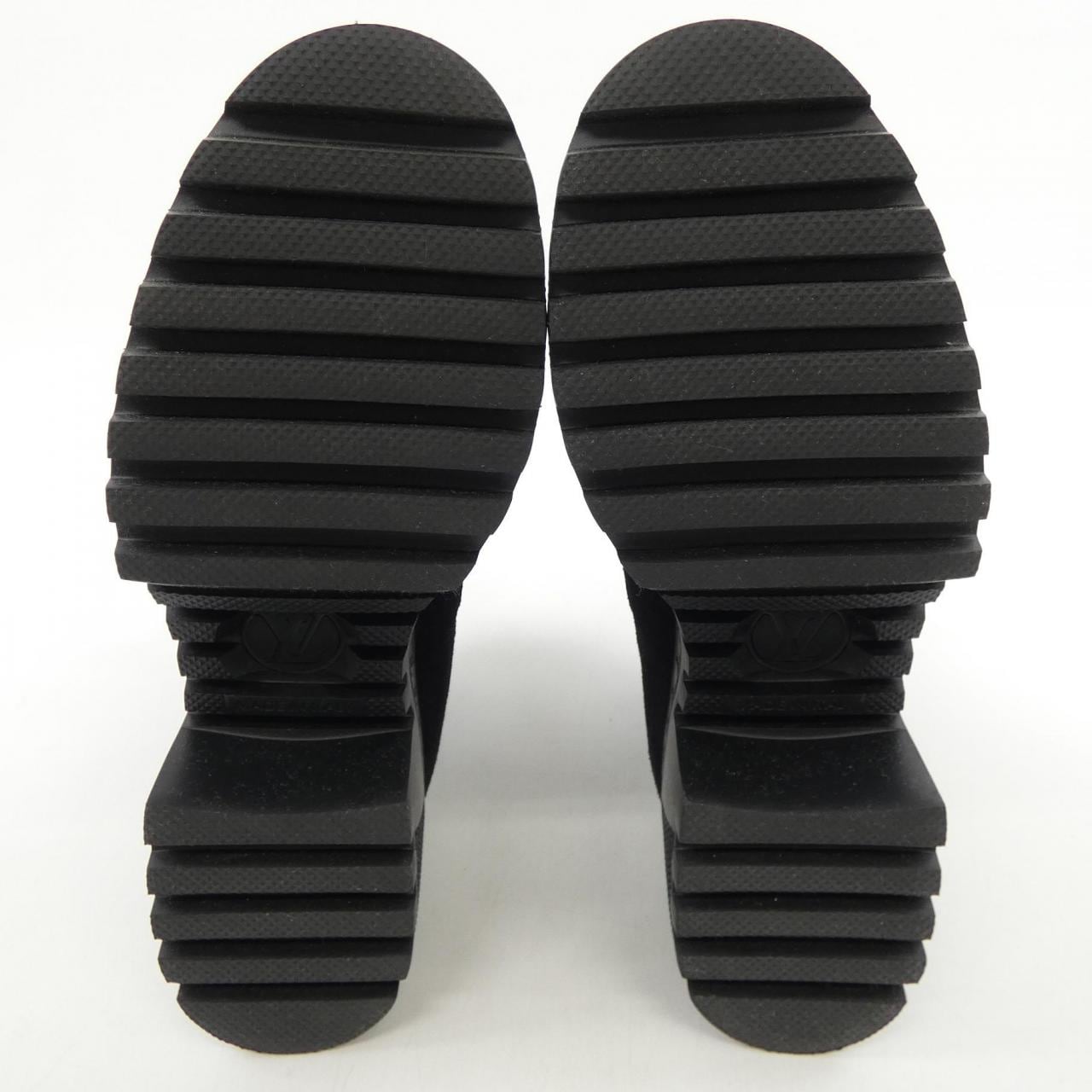 ルイヴィトン LOUIS VUITTON ローリエートライン ブーツ