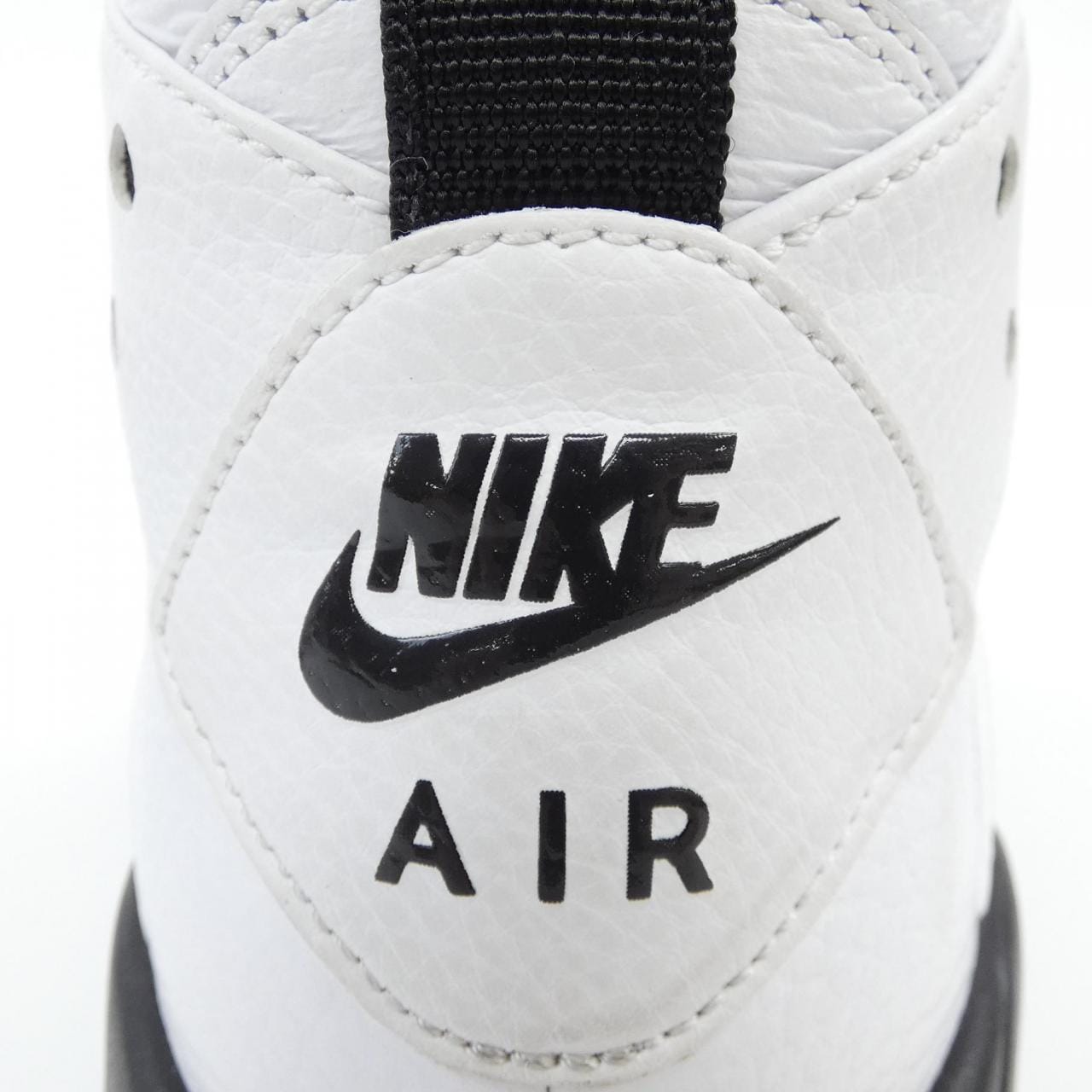 ナイキ NIKE スニーカー