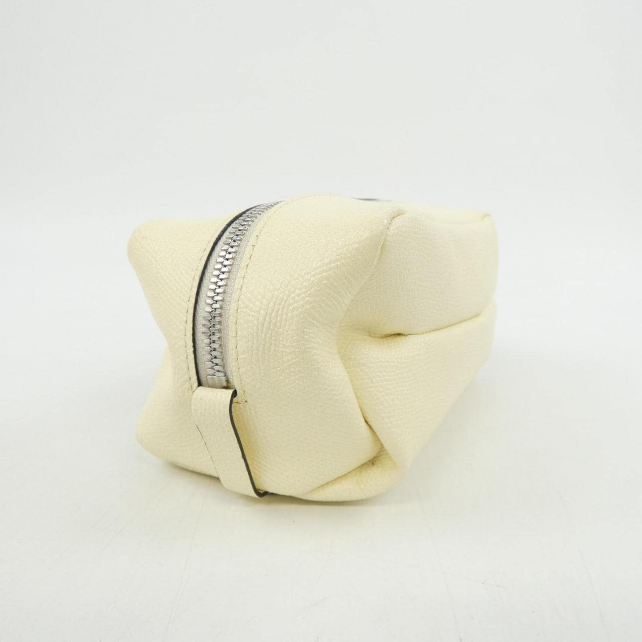 ヴァレクストラ VALEXTRA POUCH