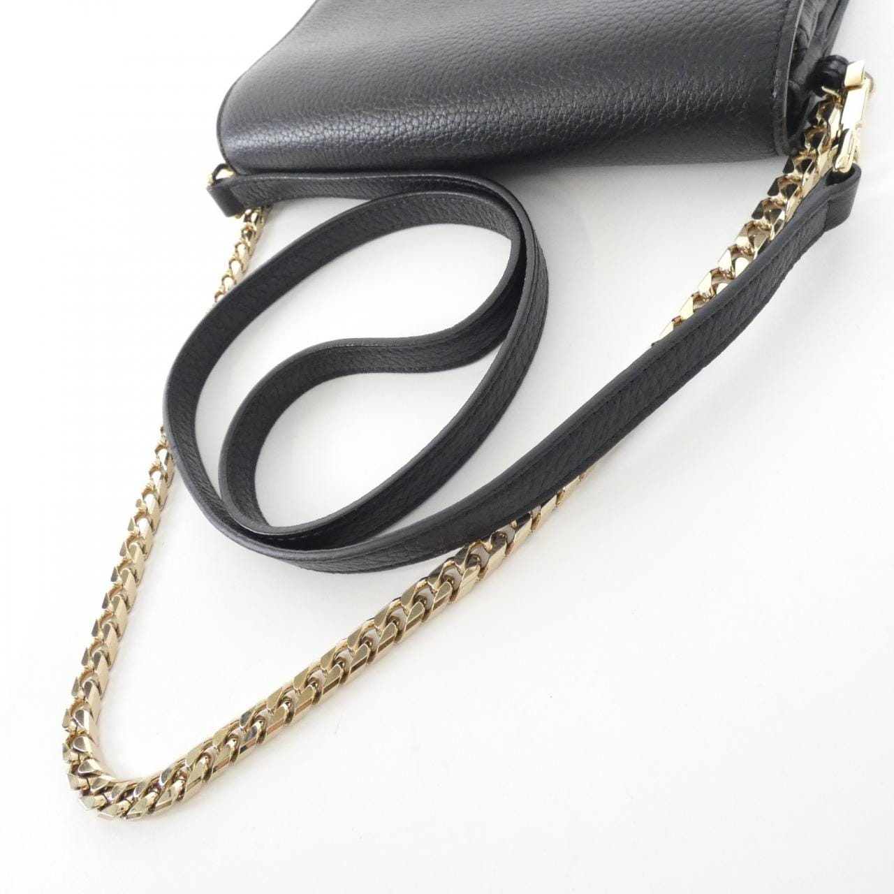 ジミーチュウ バッグ