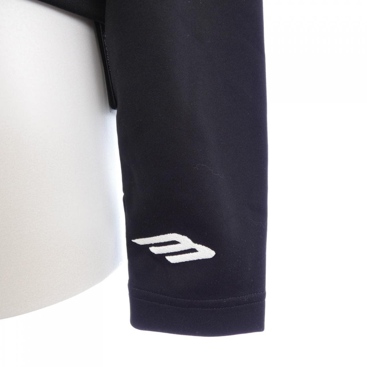 バレンシアガ BALENCIAGA 855647 TTVK3 パーカー