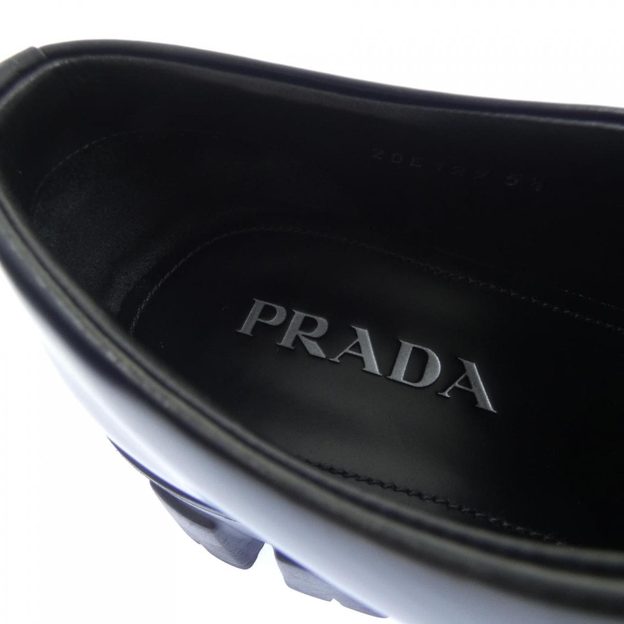 プラダ PRADA モノリスブラッシュドレザーローファー 2DE129 シューズ