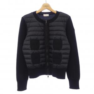 モンクレール MONCLER ダウンジャケット