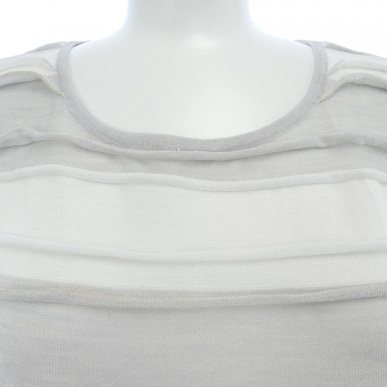 シャネル CHANEL P34621K01083 09C トップス