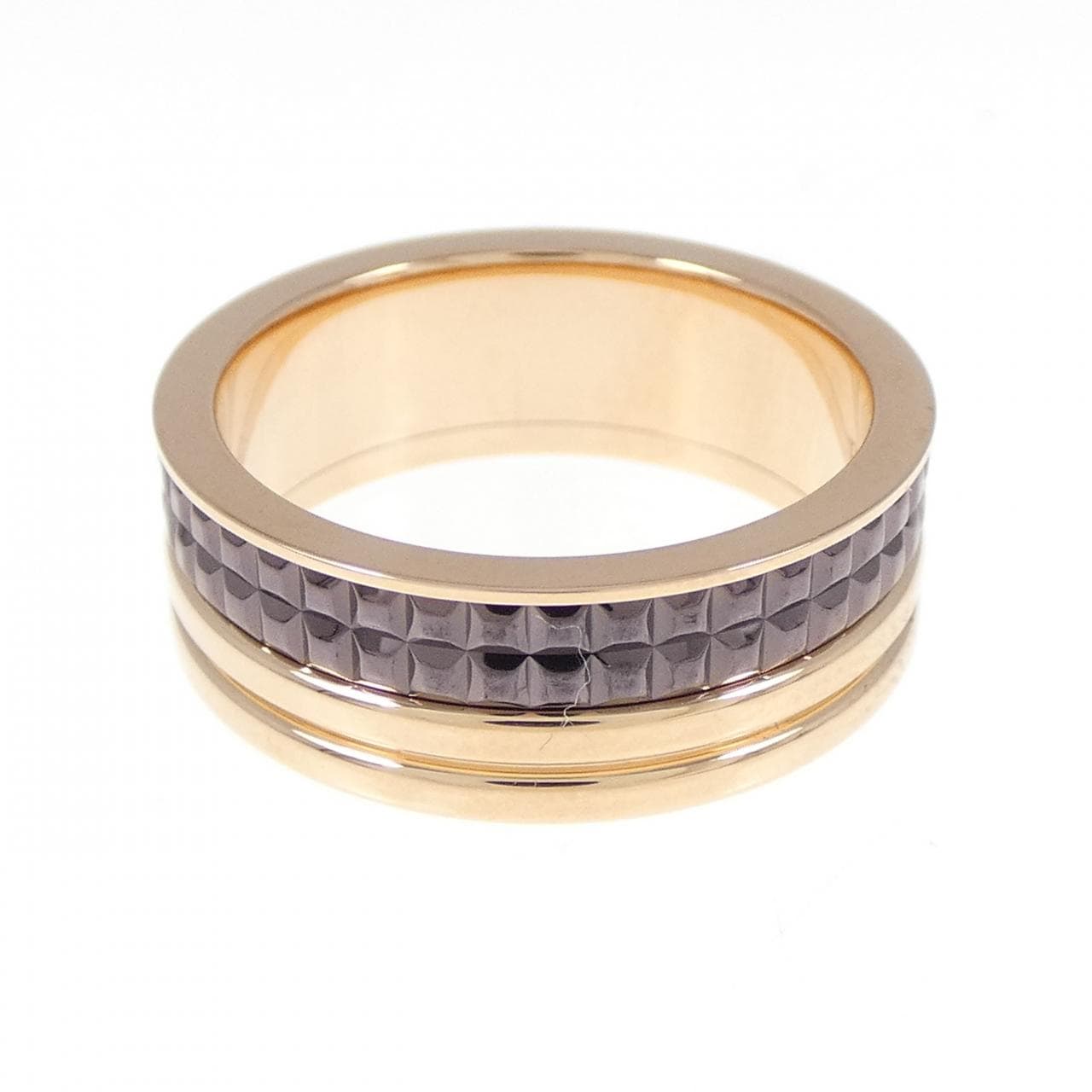 Boucheron Quatre经典半大大号戒指