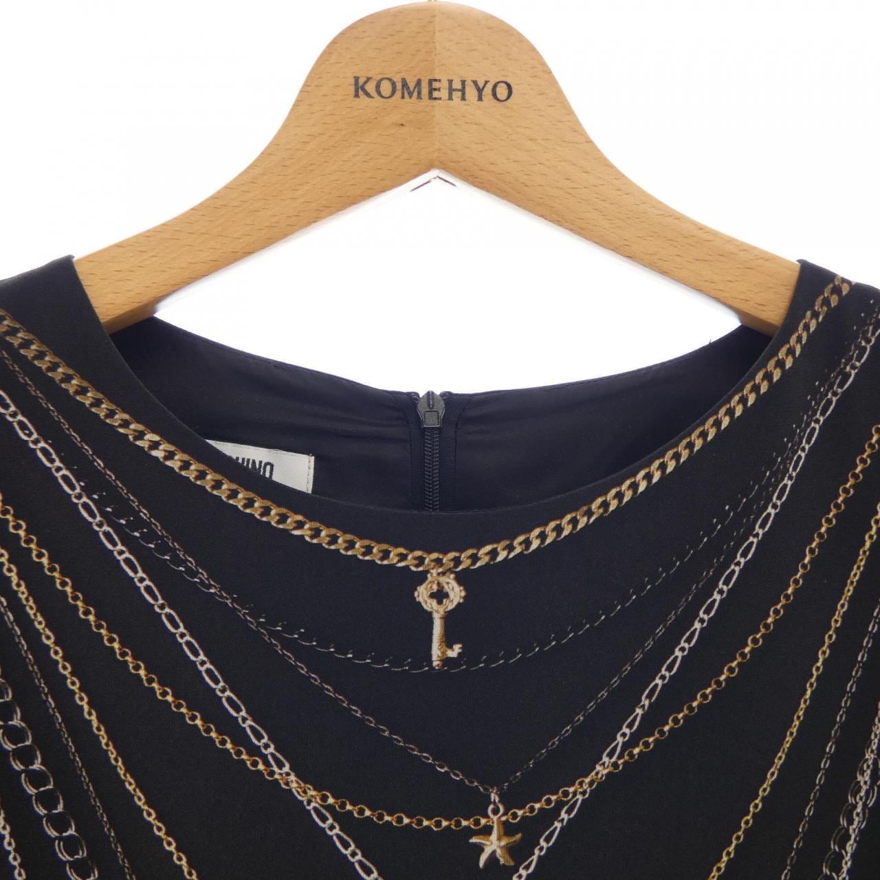 モスキーノチープアンドシック MOSCHINO CHEAP&CHIC KT5231111 ワンピース