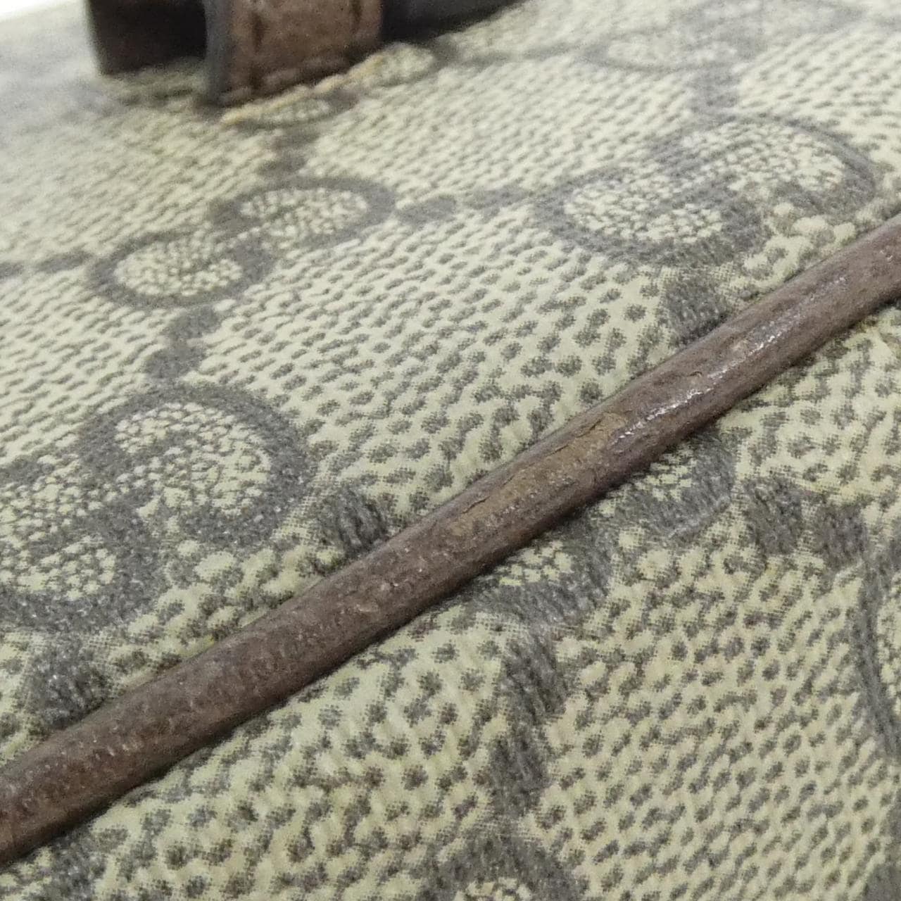 グッチ 627463 96IWG バッグ