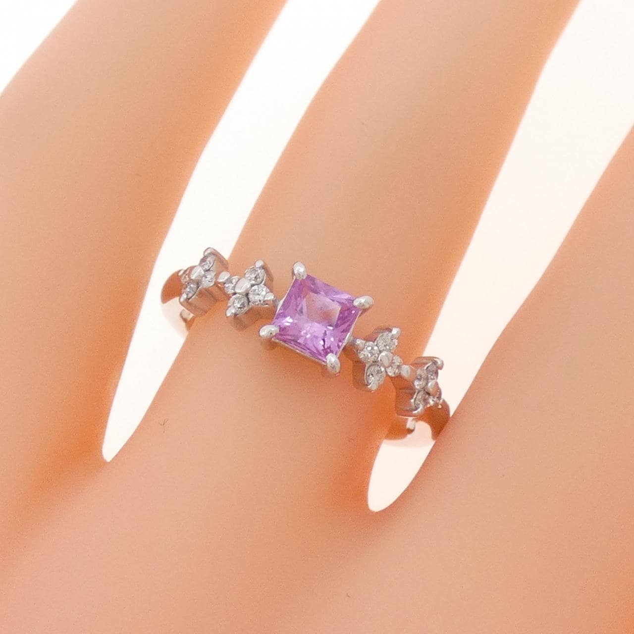 K18WG サファイヤ リング 0.47CT