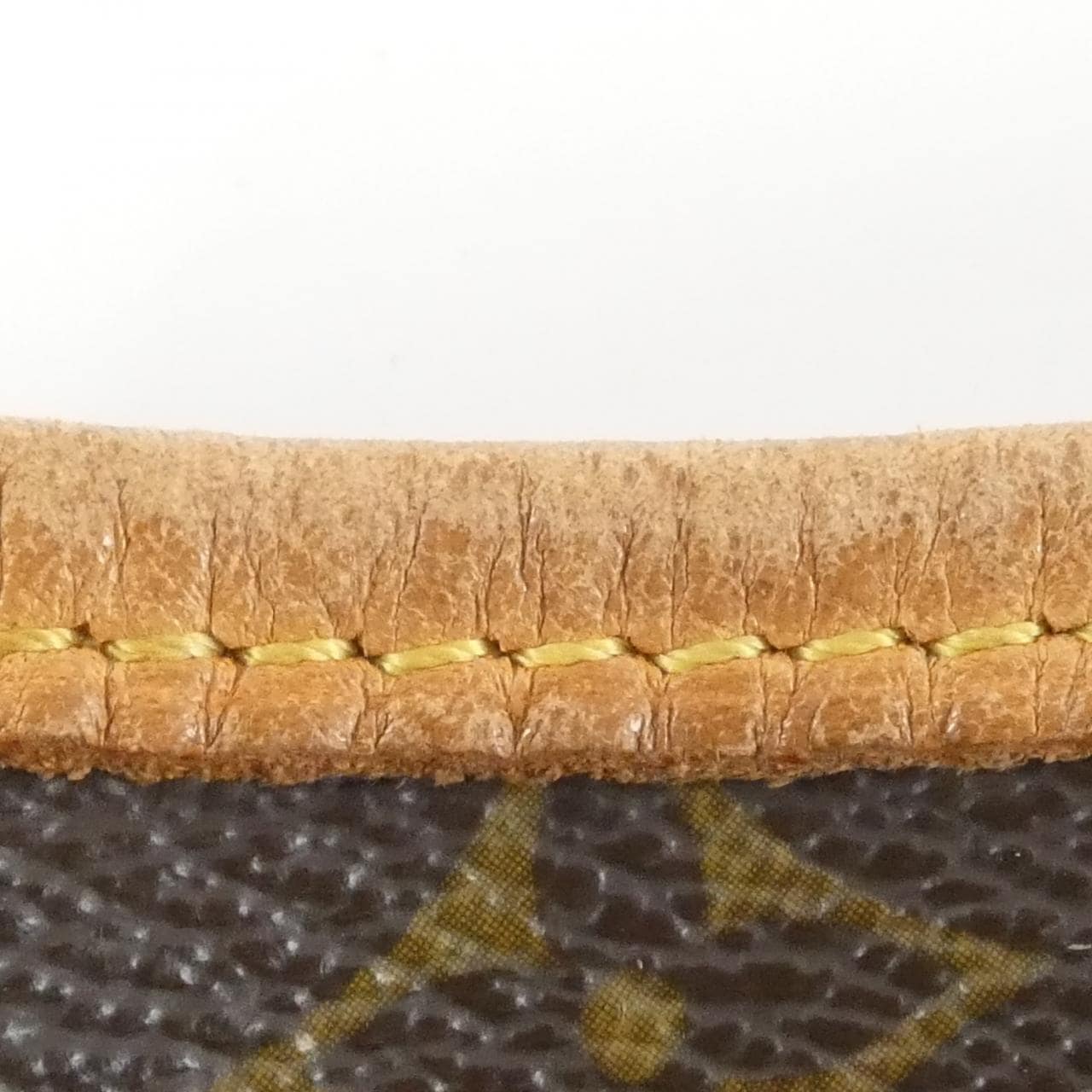 LOUIS VUITTON Monogram Galliera GM M56381 单肩包