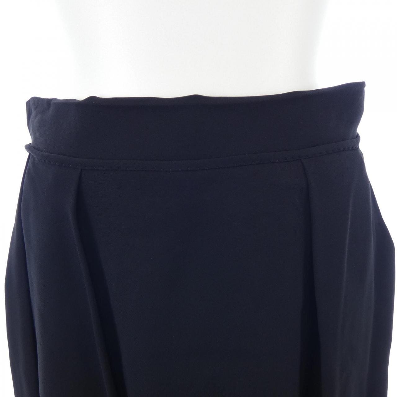 サルヴァトーレフェラガモ SALVATORE FERRAGAMO スカート