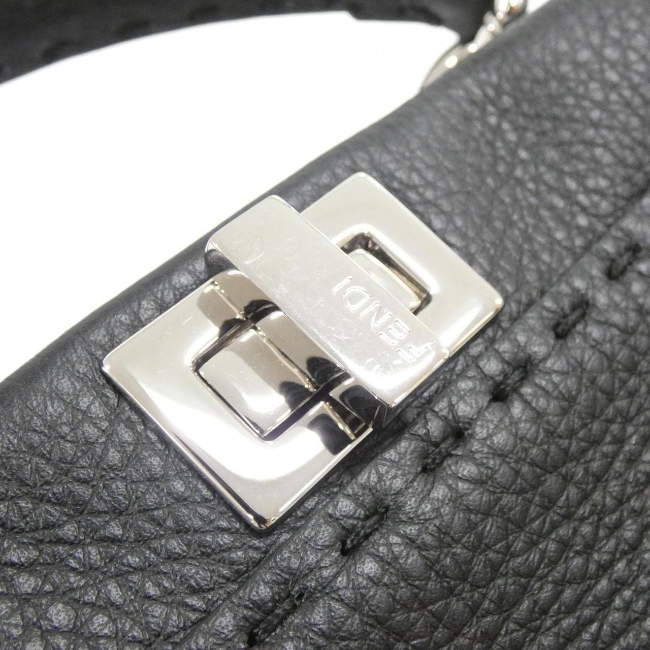 フェンディ SELLERIA ピーカブー ミニ 8BN244 Q0J バッグ