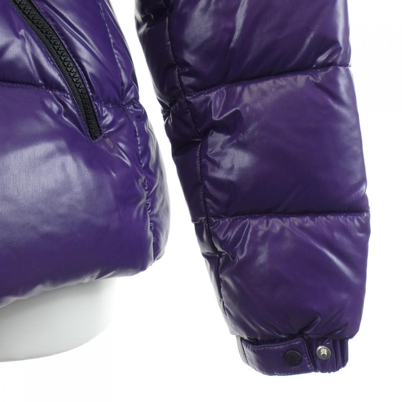 モンクレール MONCLER 45308/50 ダウンジャケット