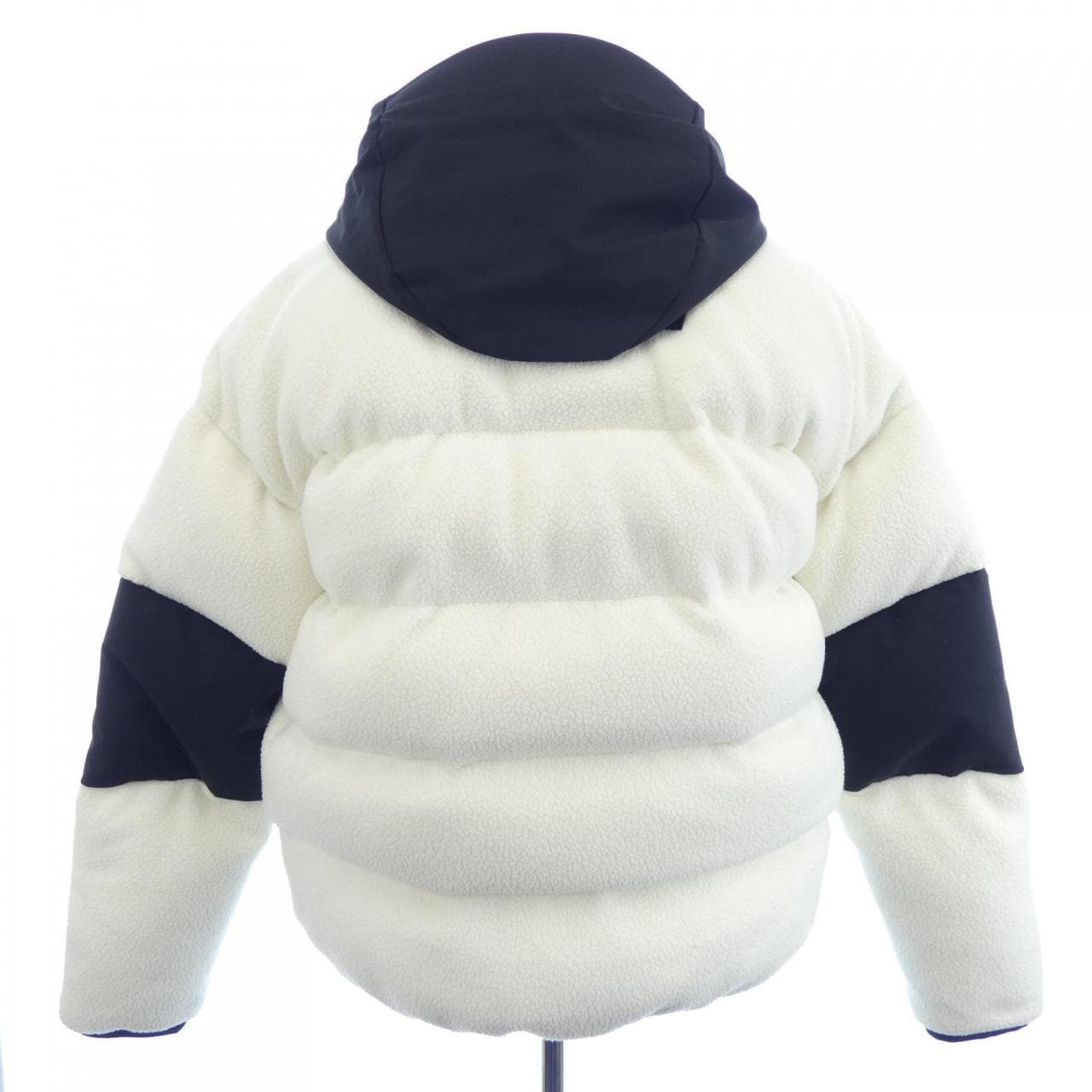 モンクレールグルノーブル MONCLER GRENOBLE 20978402450 ダウンジャケット