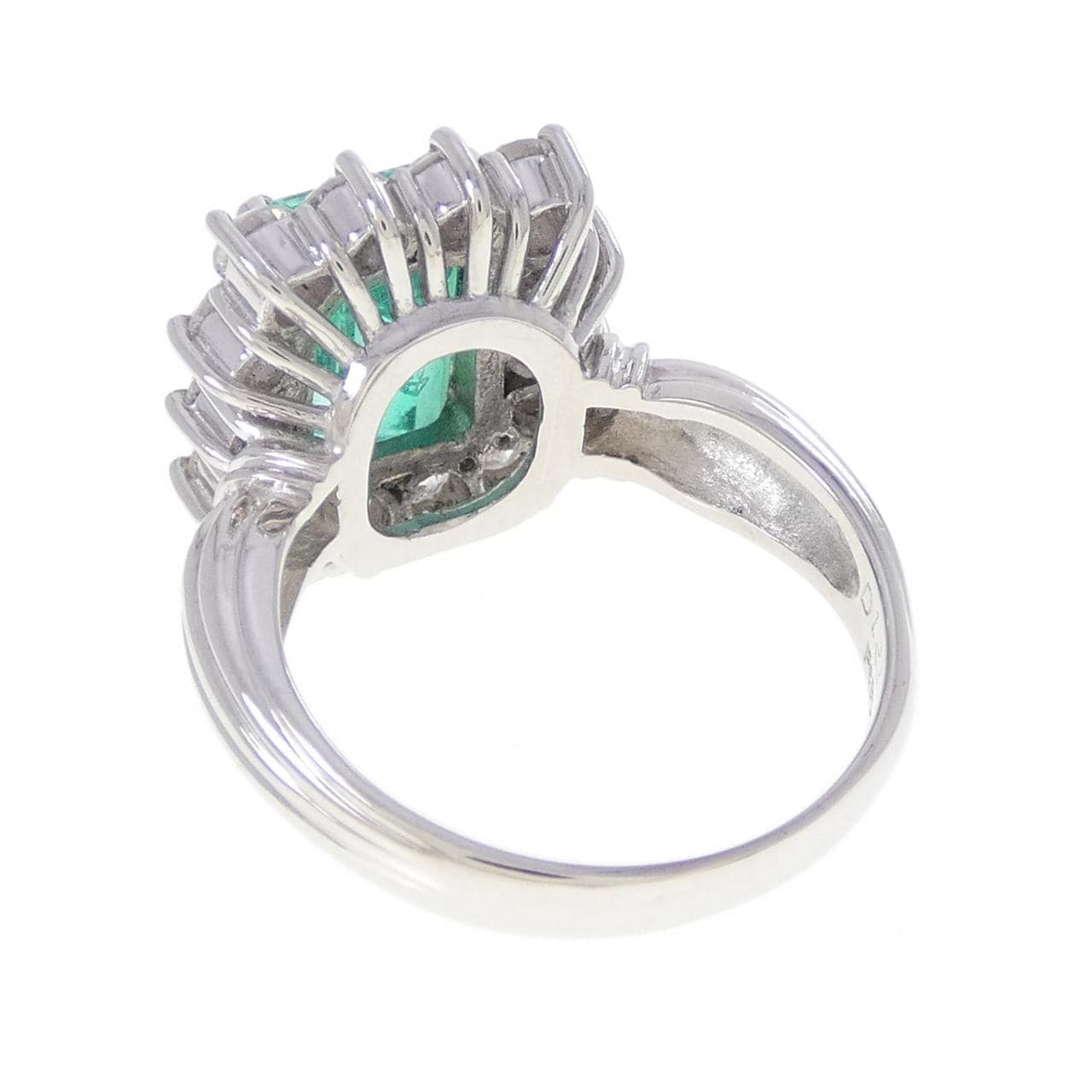 PT900 エメラルド リング 2.53CT